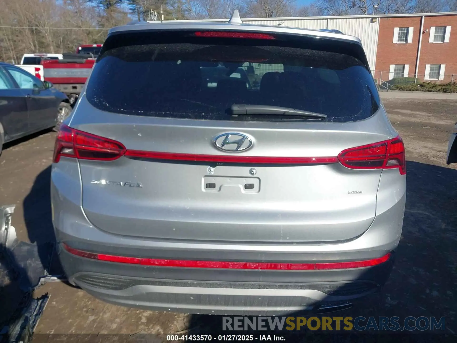 16 Photograph of a damaged car 5NMS1DAJ7PH613845 HYUNDAI SANTA FE 2023