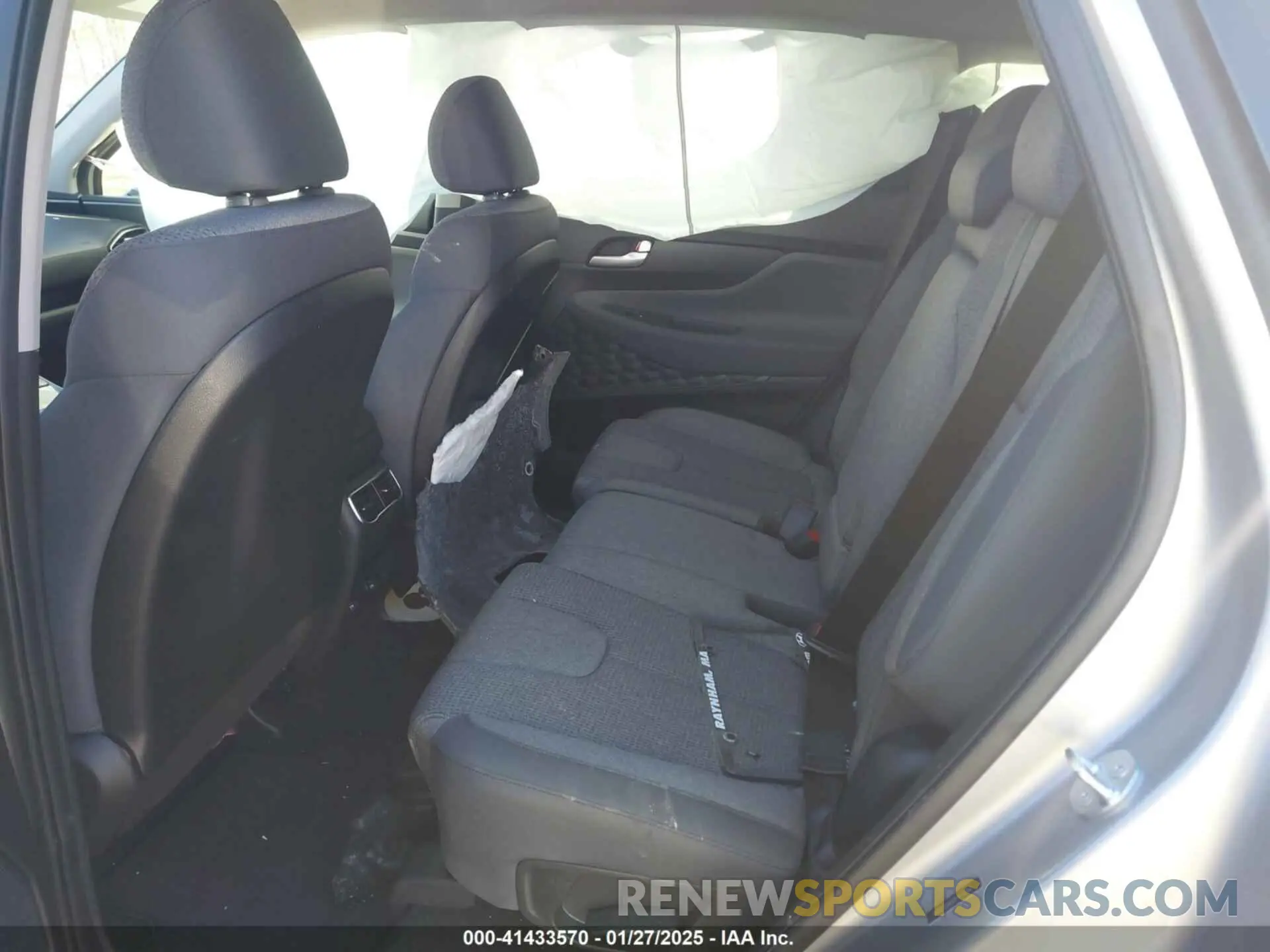 8 Photograph of a damaged car 5NMS1DAJ7PH613845 HYUNDAI SANTA FE 2023