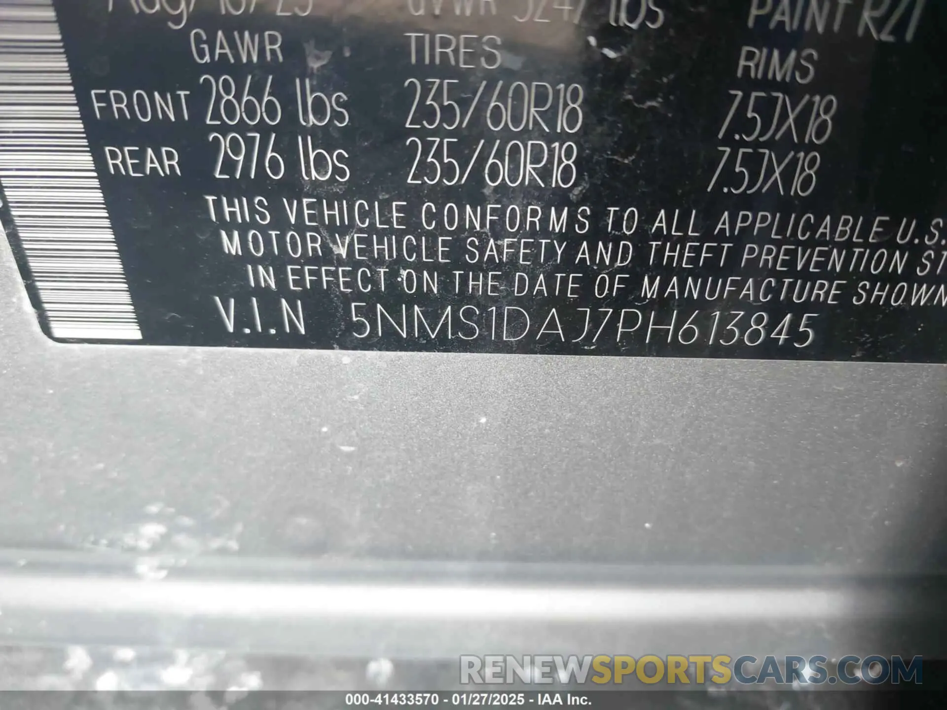 9 Photograph of a damaged car 5NMS1DAJ7PH613845 HYUNDAI SANTA FE 2023