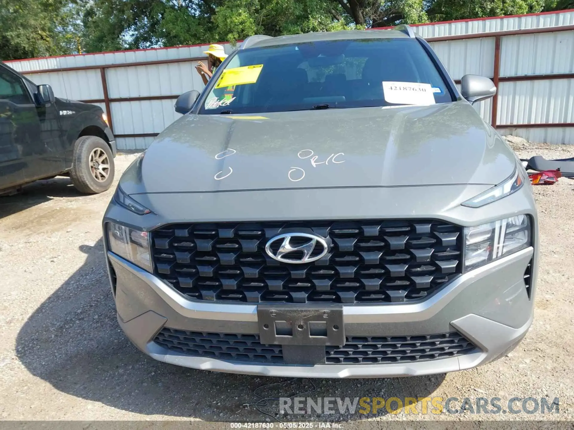 13 Photograph of a damaged car 5NMS24AJ0PH494193 HYUNDAI SANTA FE 2023