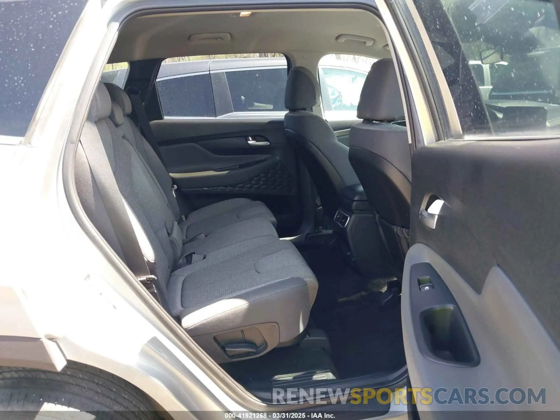 8 Photograph of a damaged car 5NMS24AJ1PH509171 HYUNDAI SANTA FE 2023