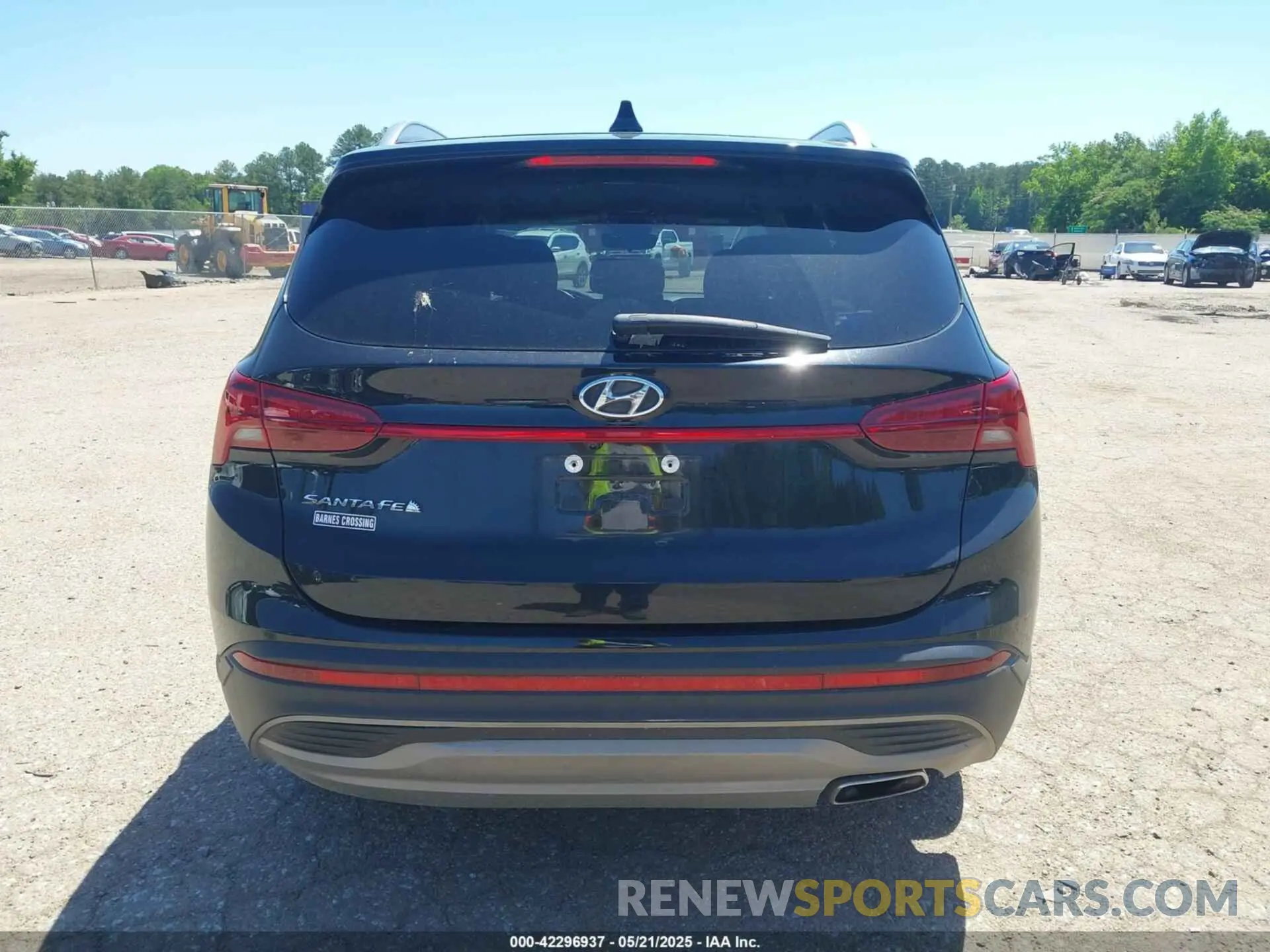 16 Photograph of a damaged car 5NMS24AJ1PH596120 HYUNDAI SANTA FE 2023