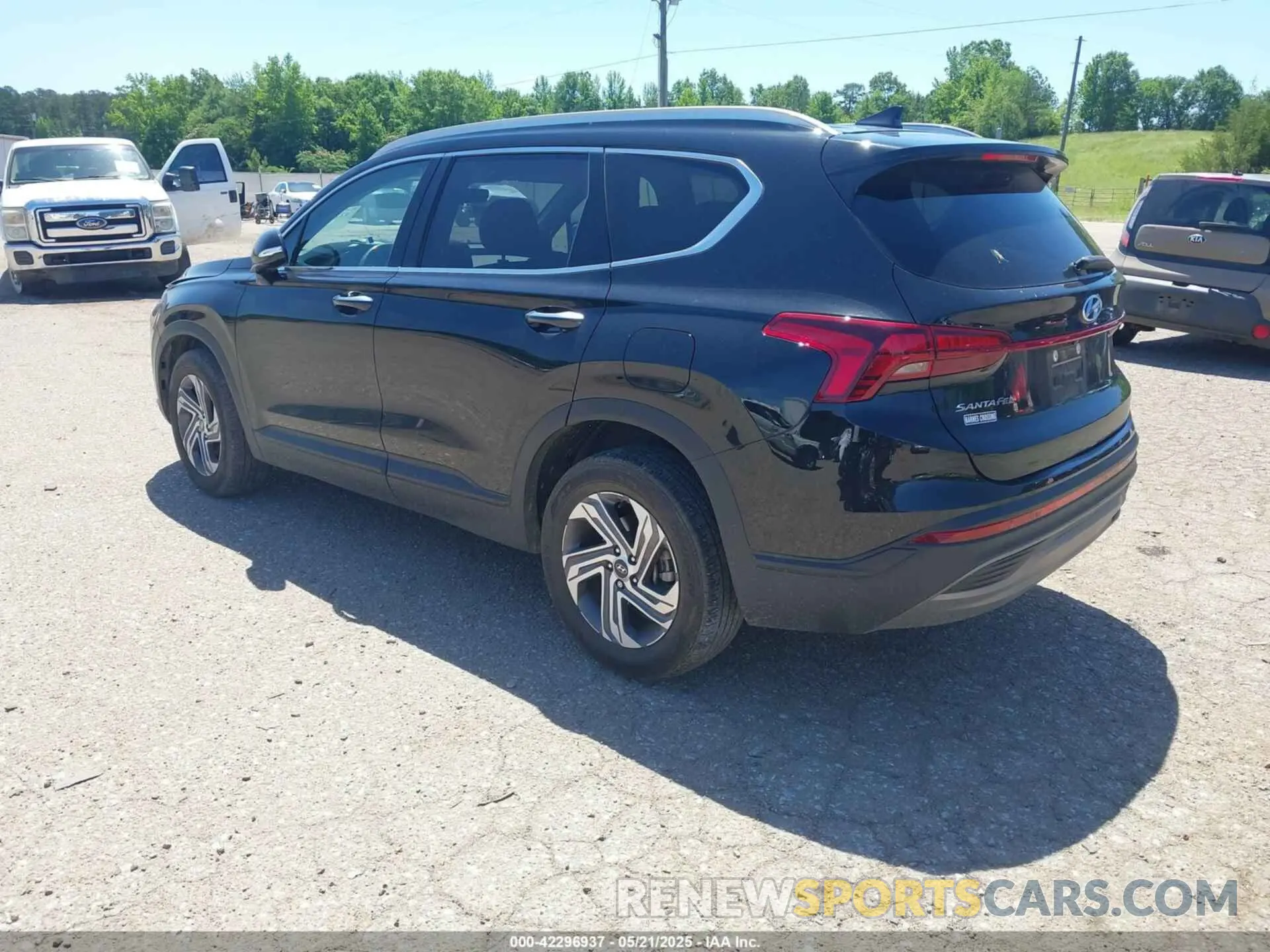 3 Photograph of a damaged car 5NMS24AJ1PH596120 HYUNDAI SANTA FE 2023