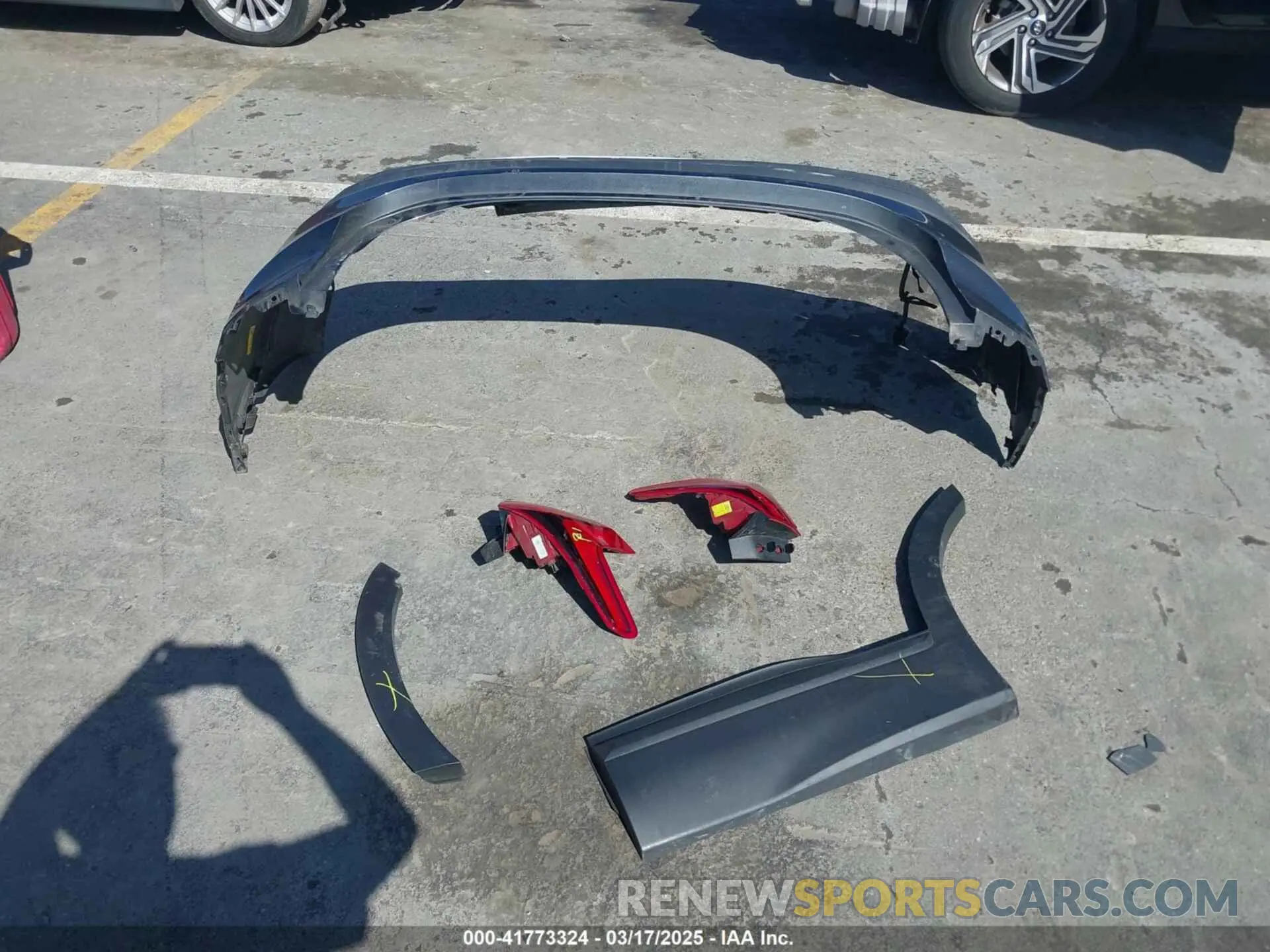12 Photograph of a damaged car 5NMS24AJ2PH505890 HYUNDAI SANTA FE 2023