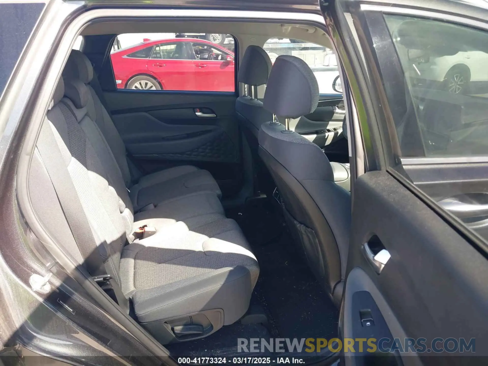 8 Photograph of a damaged car 5NMS24AJ2PH505890 HYUNDAI SANTA FE 2023