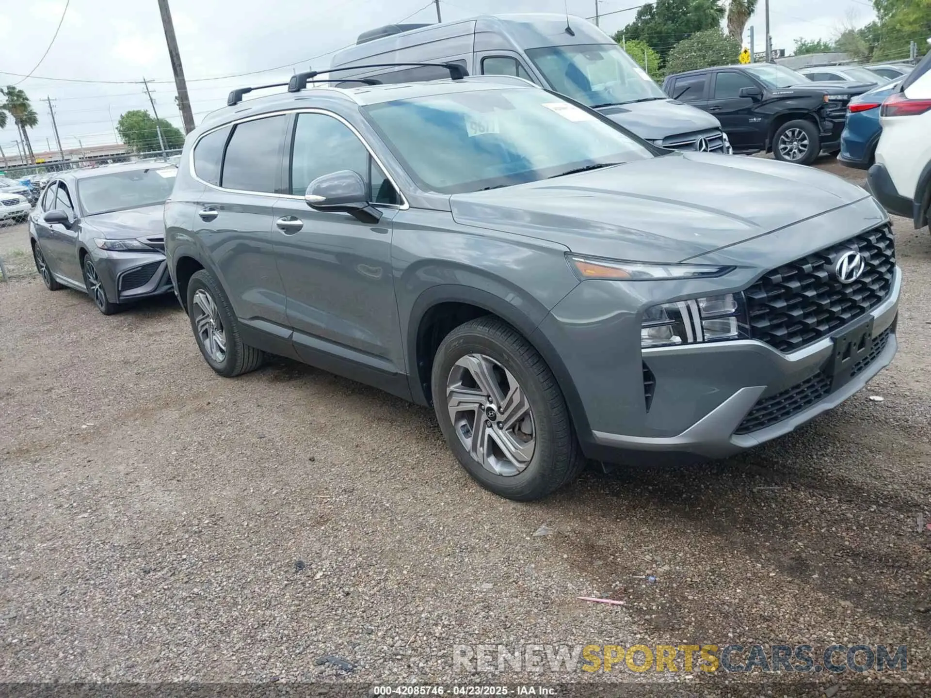 1 Photograph of a damaged car 5NMS24AJ2PH537979 HYUNDAI SANTA FE 2023
