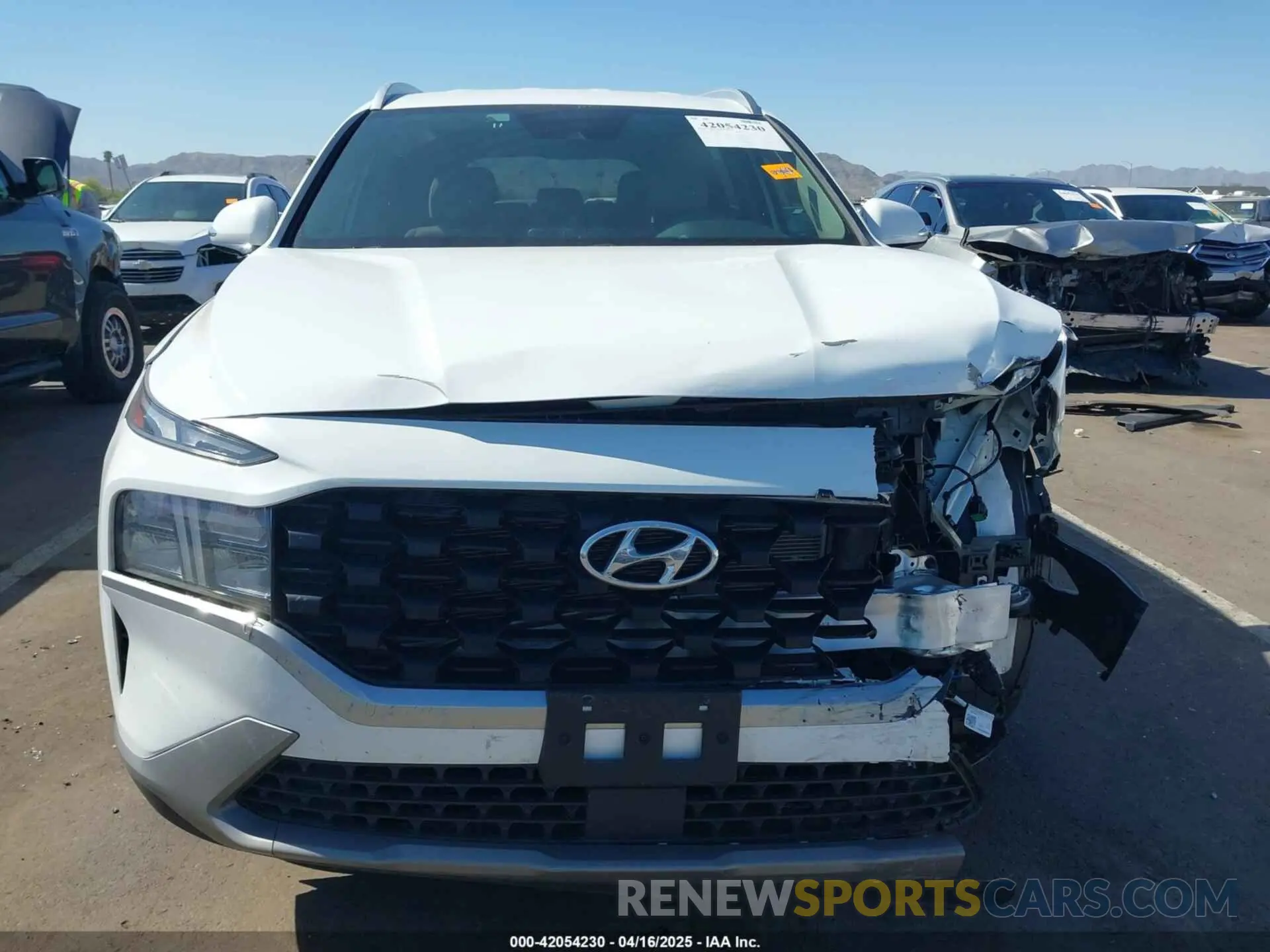 13 Photograph of a damaged car 5NMS24AJ2PH652243 HYUNDAI SANTA FE 2023