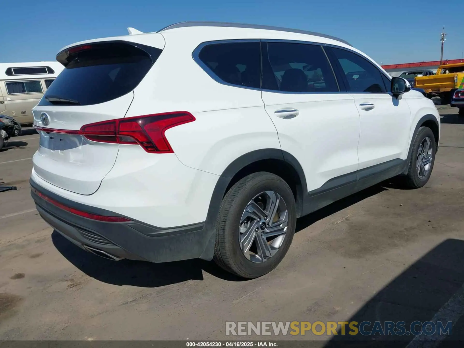 4 Photograph of a damaged car 5NMS24AJ2PH652243 HYUNDAI SANTA FE 2023