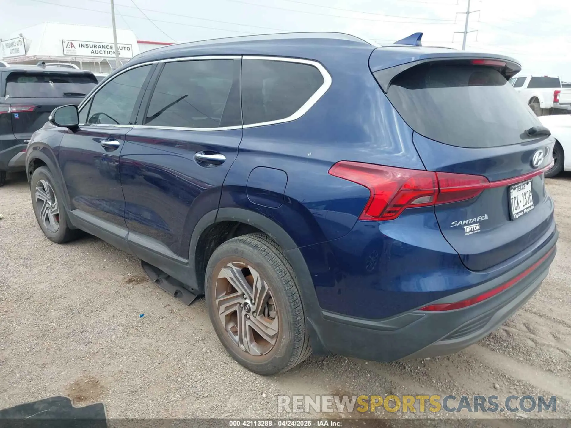 3 Photograph of a damaged car 5NMS24AJ3PH595325 HYUNDAI SANTA FE 2023
