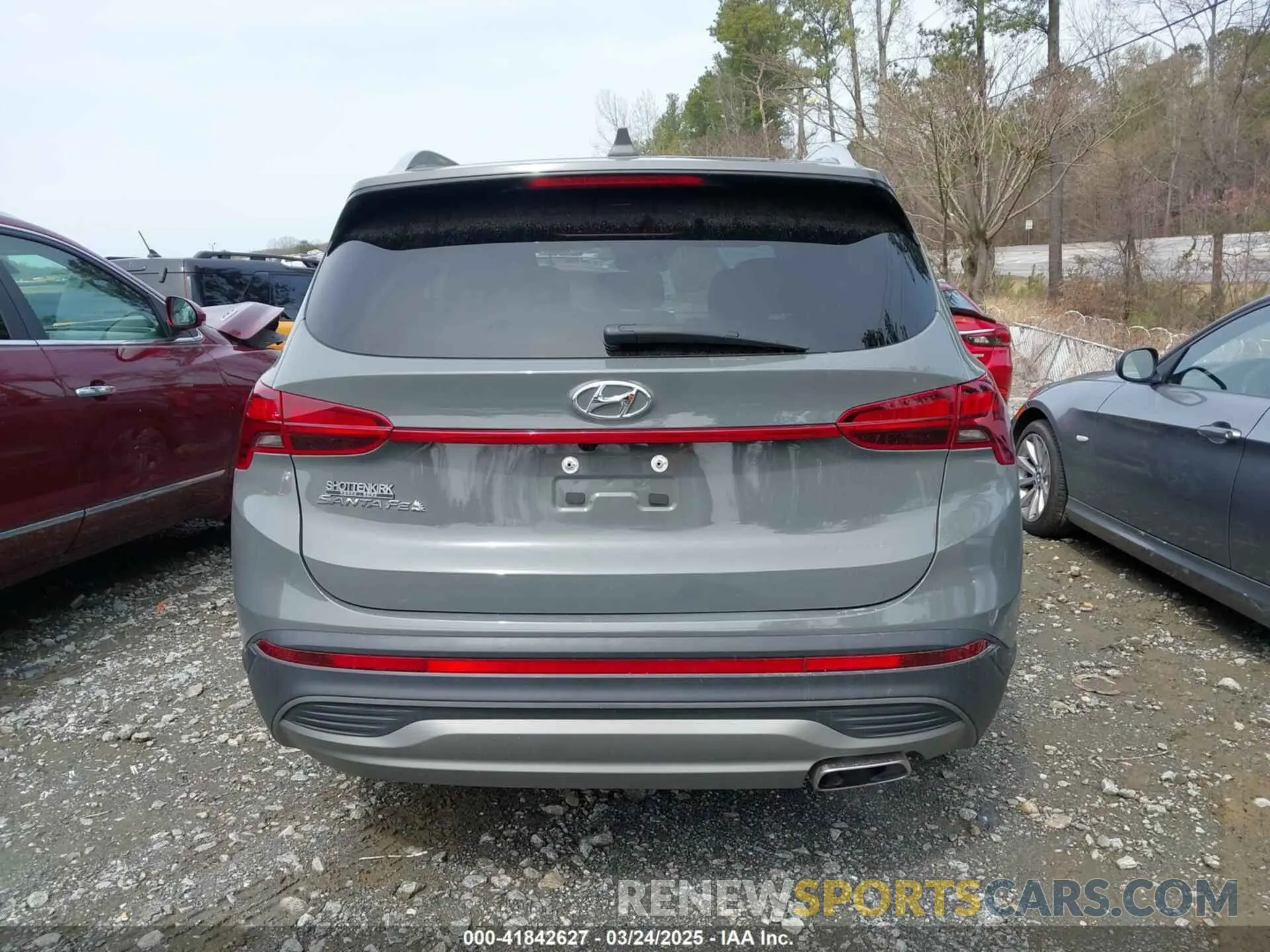 16 Photograph of a damaged car 5NMS24AJ5PH484310 HYUNDAI SANTA FE 2023
