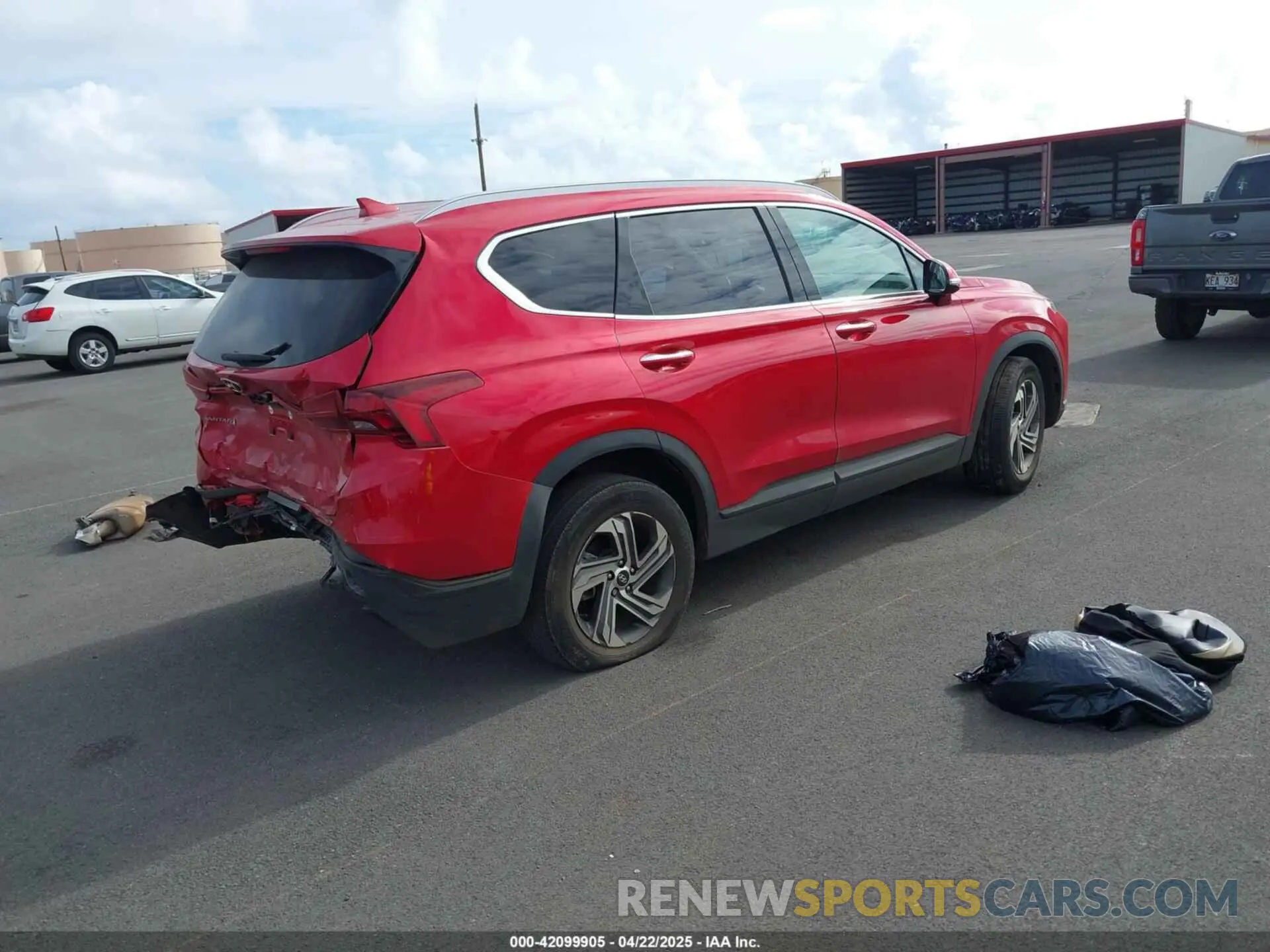 4 Photograph of a damaged car 5NMS24AJ5PH581071 HYUNDAI SANTA FE 2023
