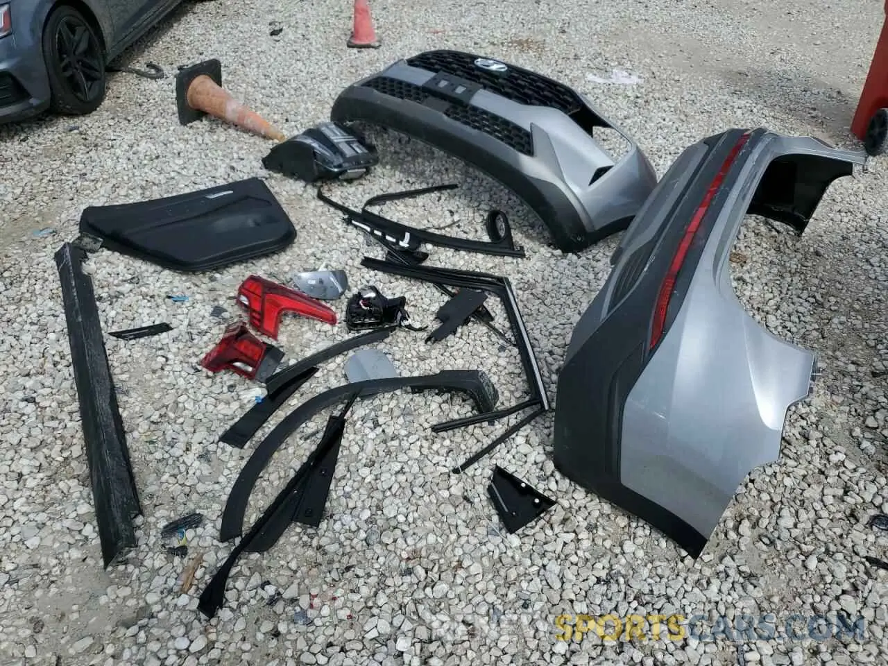 13 Photograph of a damaged car 5NMS24AJ6PH601358 HYUNDAI SANTA FE 2023