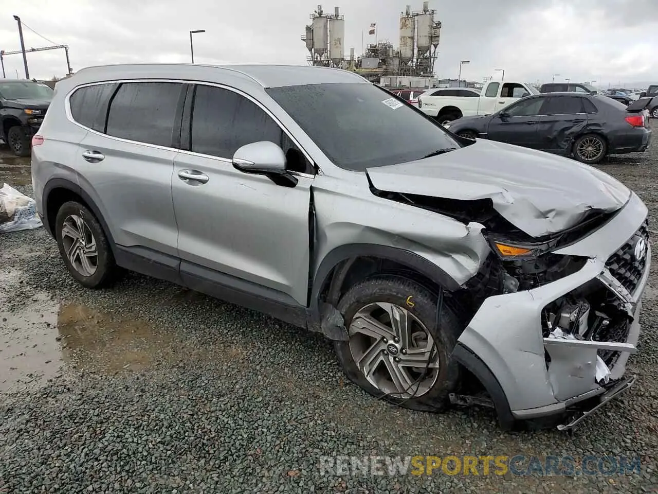 4 Photograph of a damaged car 5NMS24AJ6PH652164 HYUNDAI SANTA FE 2023