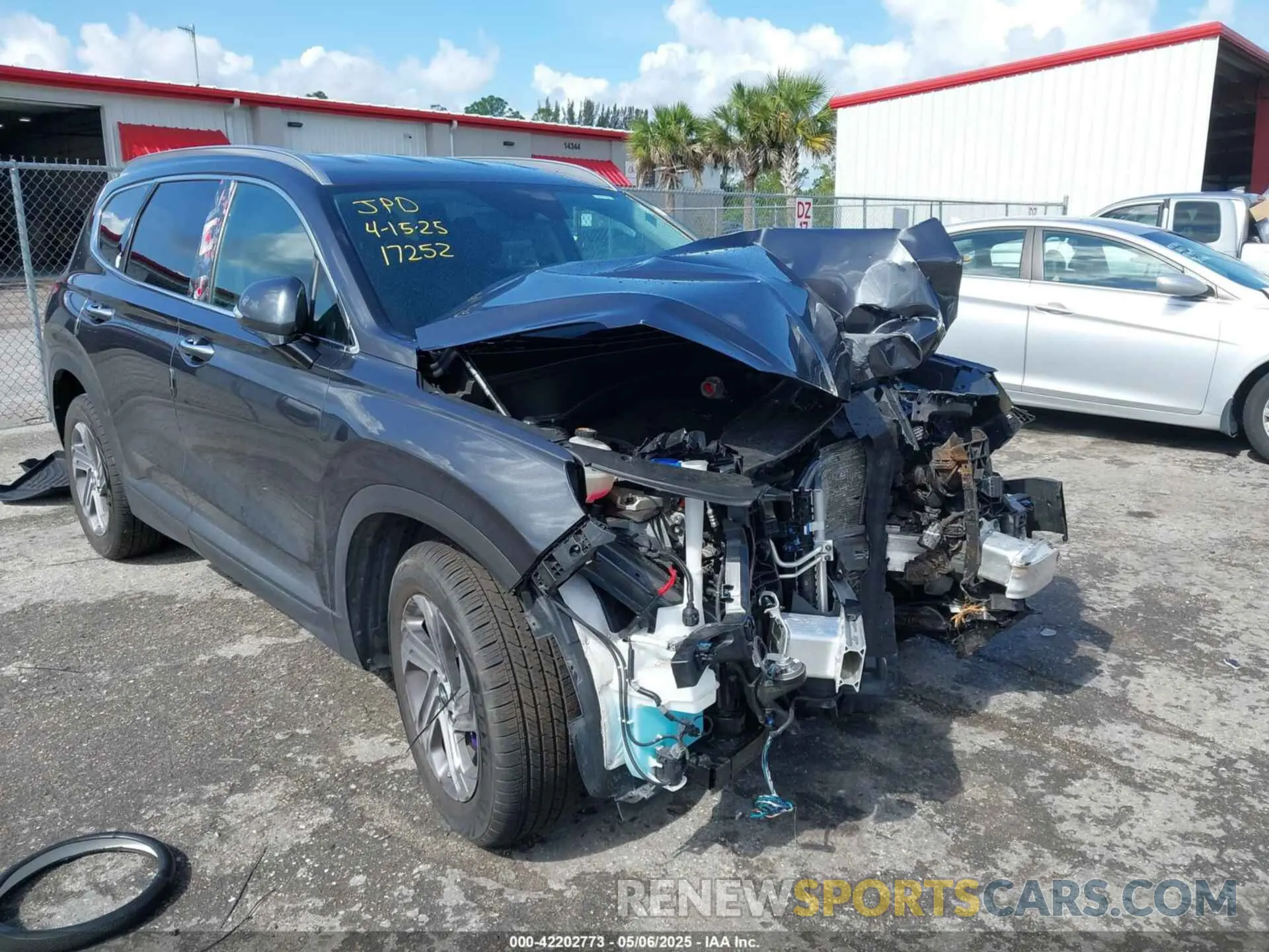17 Photograph of a damaged car 5NMS24AJ8PH643501 HYUNDAI SANTA FE 2023
