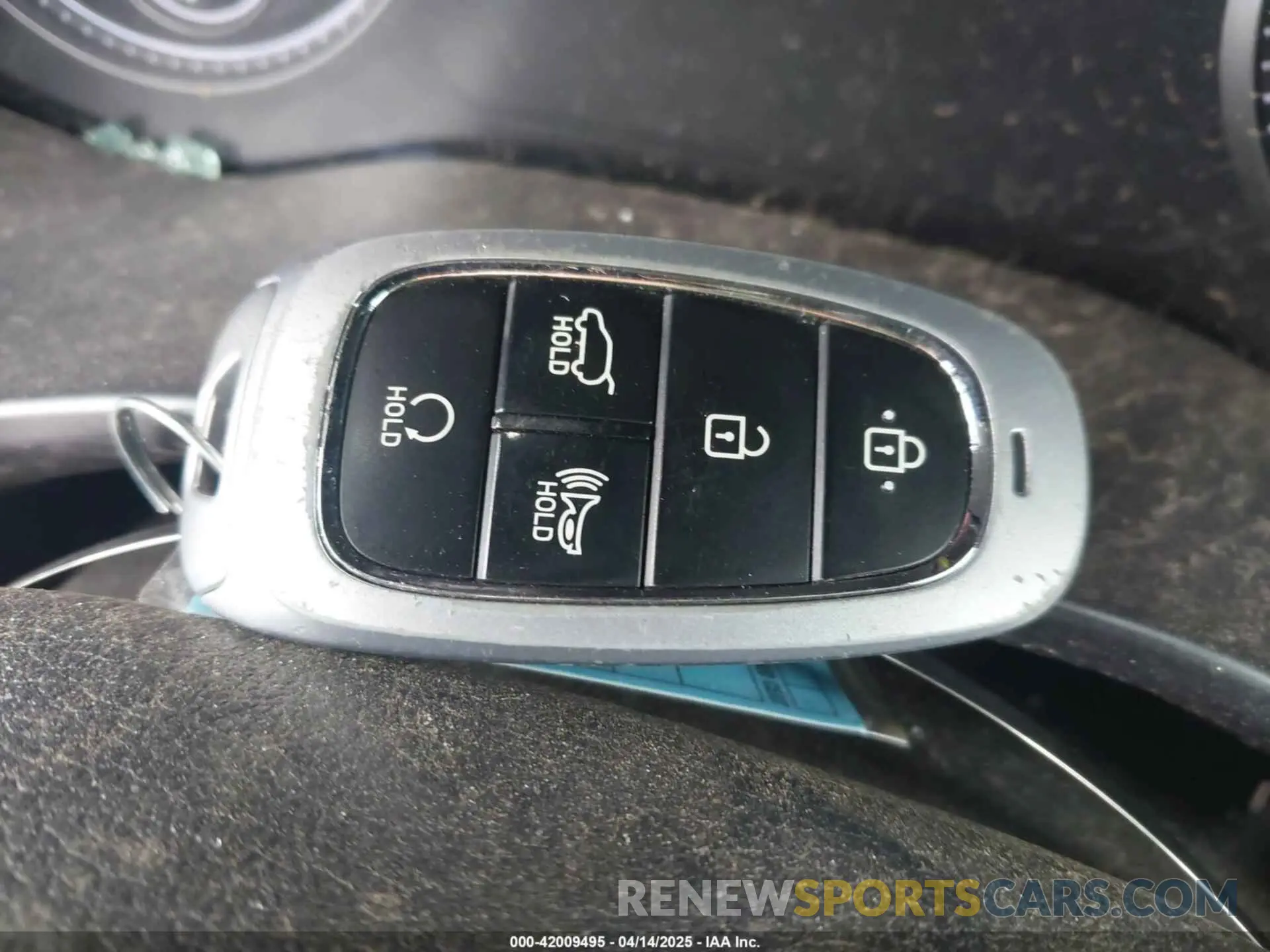 11 Photograph of a damaged car 5NMS24AJ9PH563804 HYUNDAI SANTA FE 2023