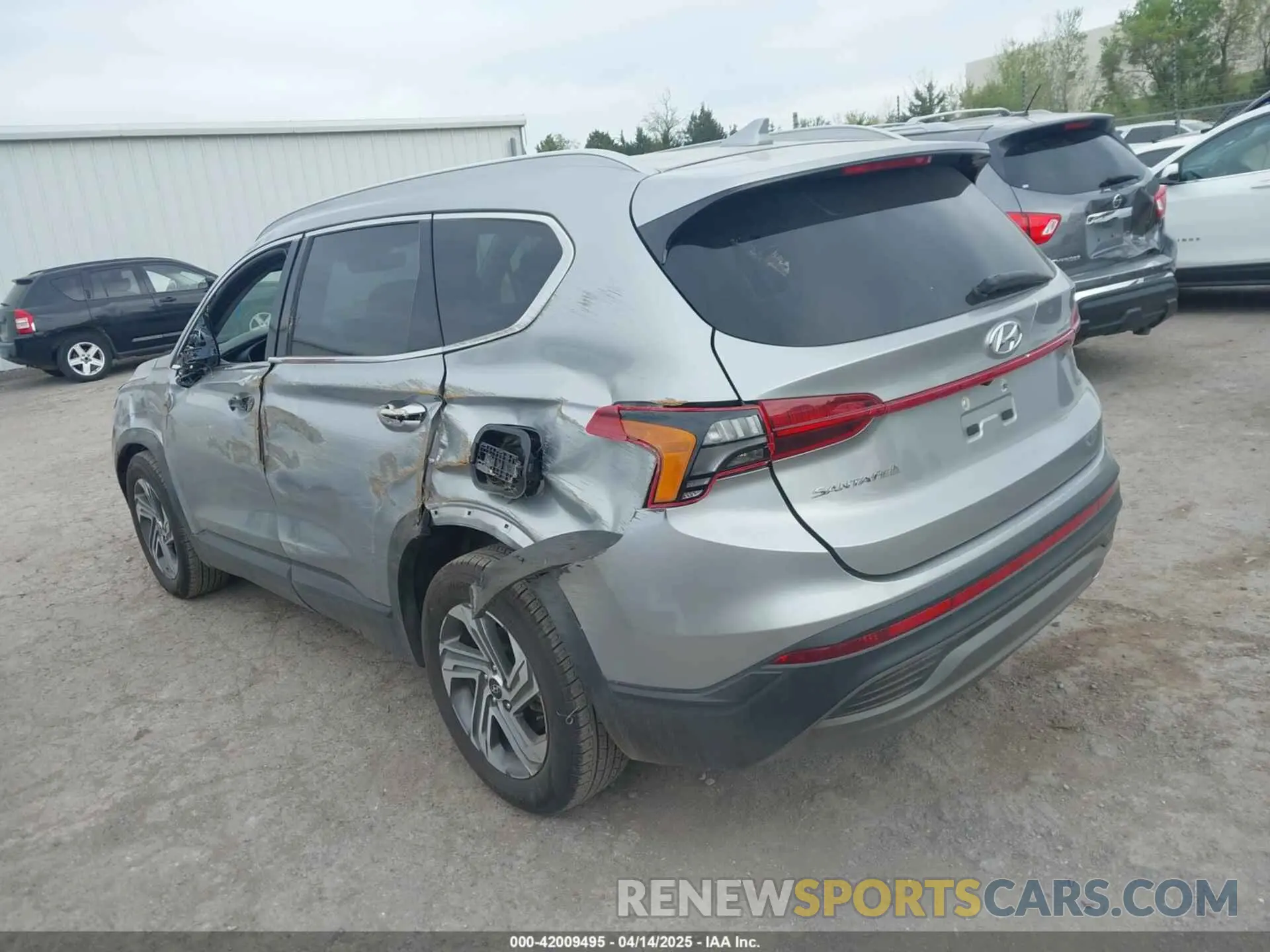 3 Photograph of a damaged car 5NMS24AJ9PH563804 HYUNDAI SANTA FE 2023