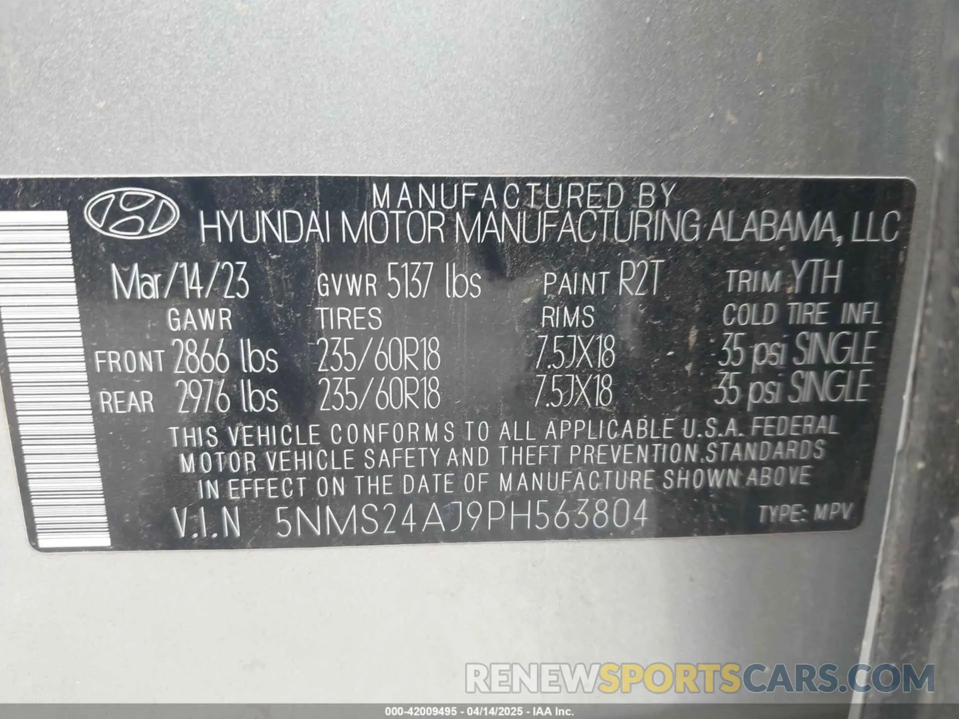9 Photograph of a damaged car 5NMS24AJ9PH563804 HYUNDAI SANTA FE 2023