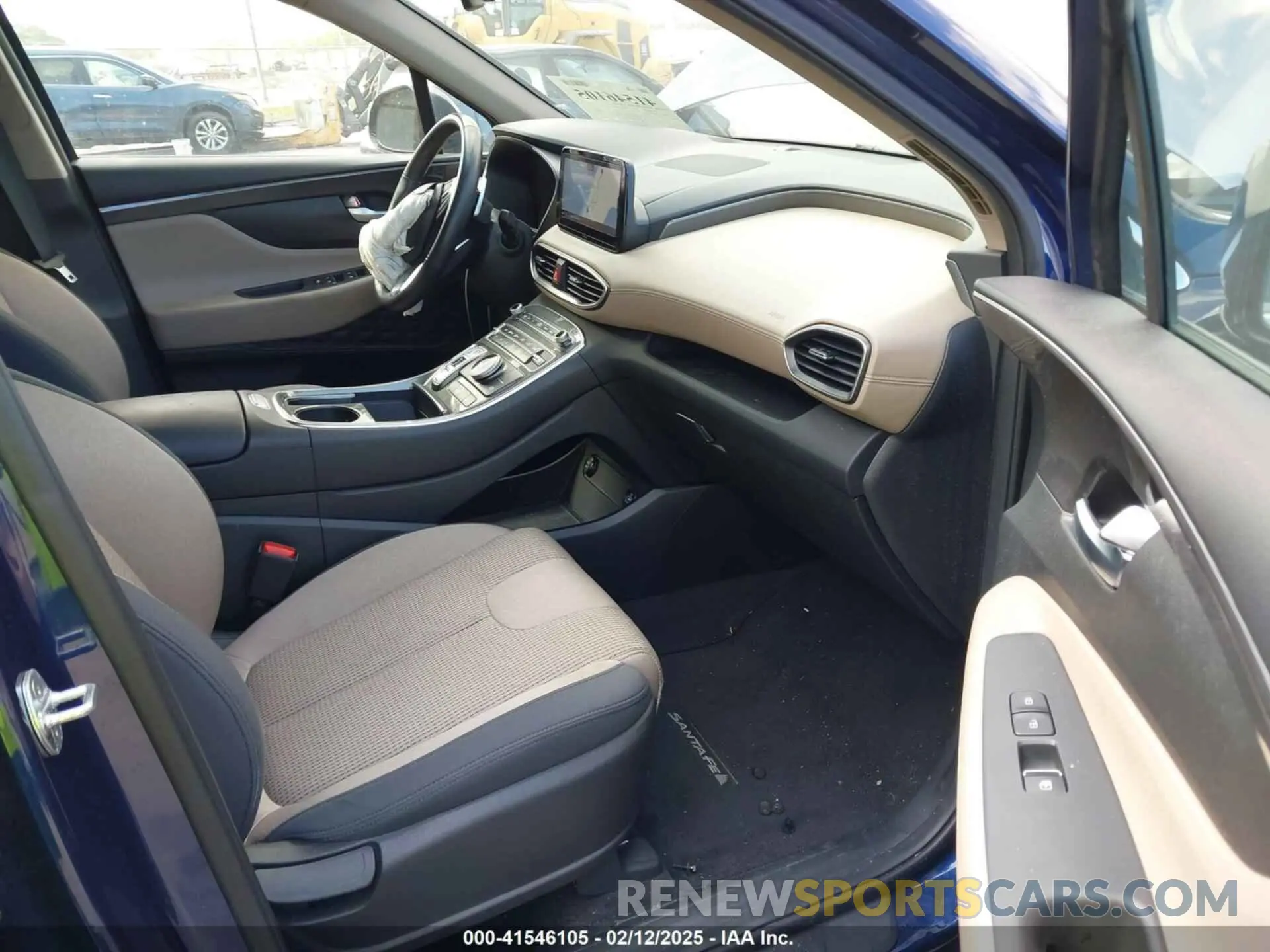 5 Photograph of a damaged car 5NMS24AJXPH498414 HYUNDAI SANTA FE 2023