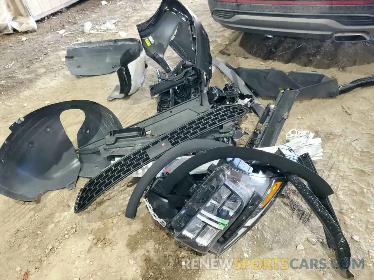 12 Photograph of a damaged car 5NMS24AJXPH541262 HYUNDAI SANTA FE 2023