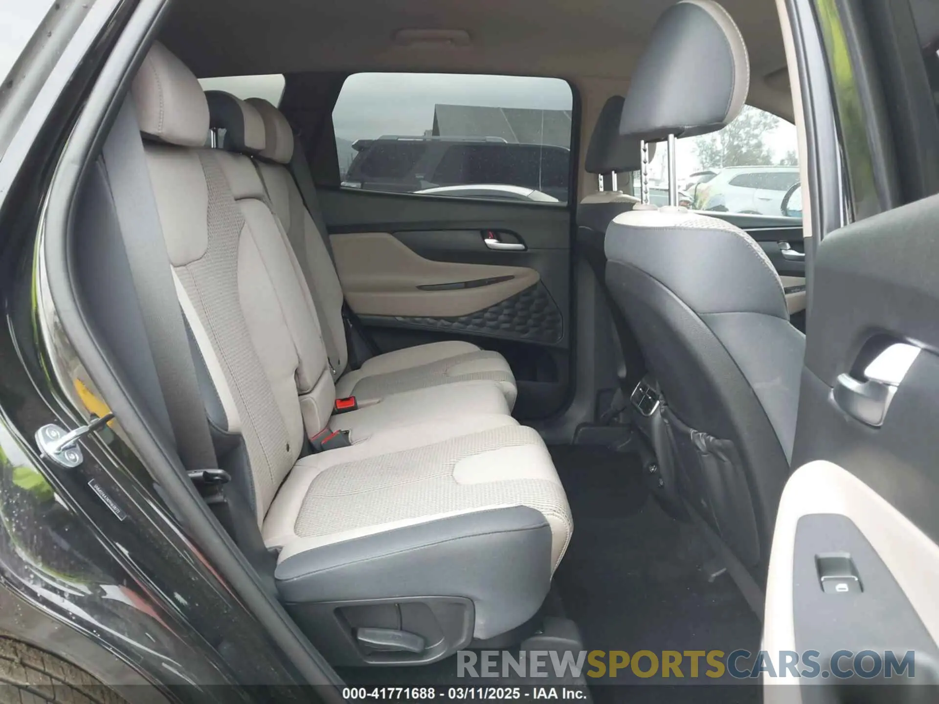 8 Photograph of a damaged car 5NMS24AJXPH638722 HYUNDAI SANTA FE 2023