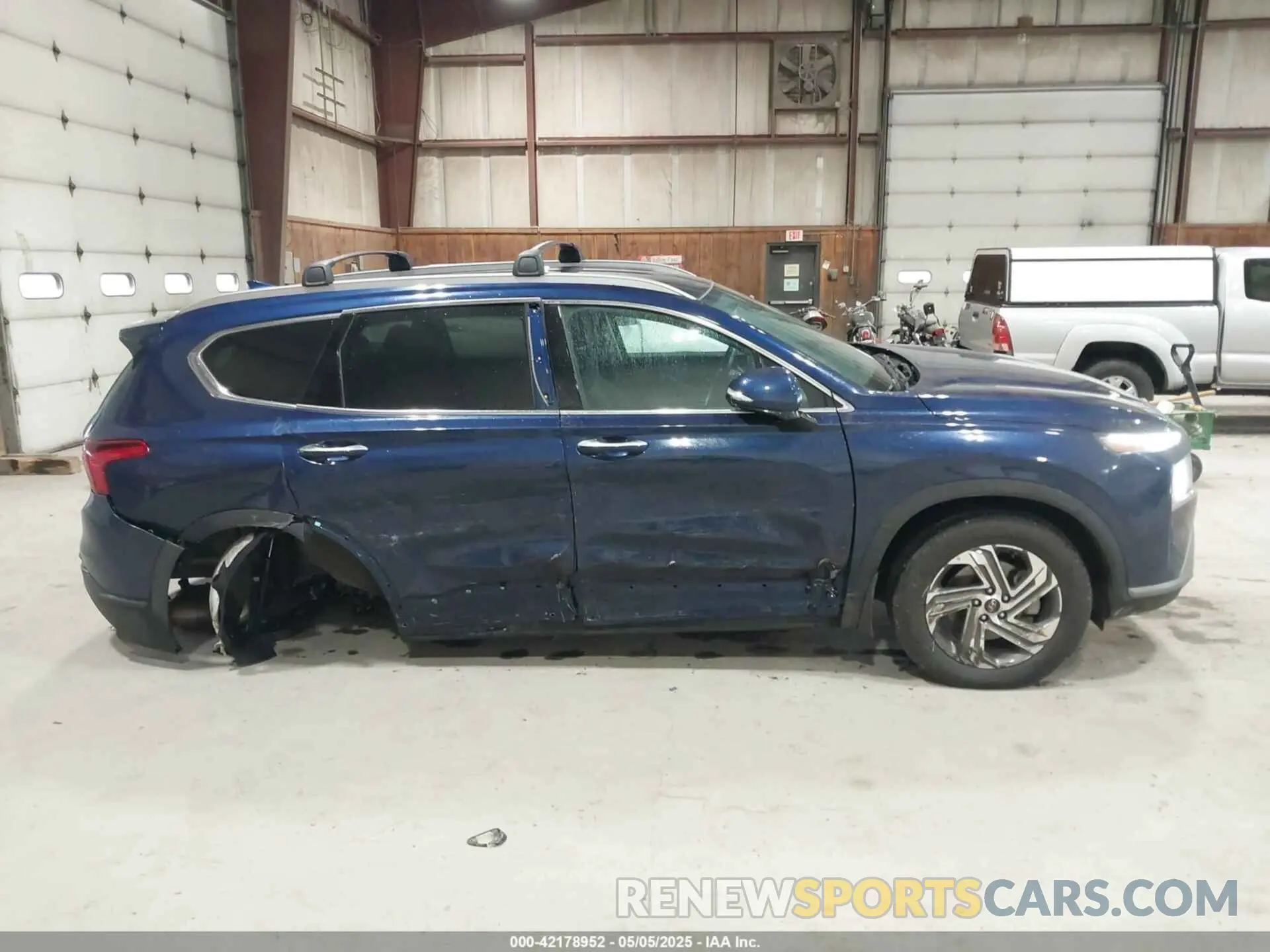 13 Photograph of a damaged car 5NMS2DAJ0PH501854 HYUNDAI SANTA FE 2023
