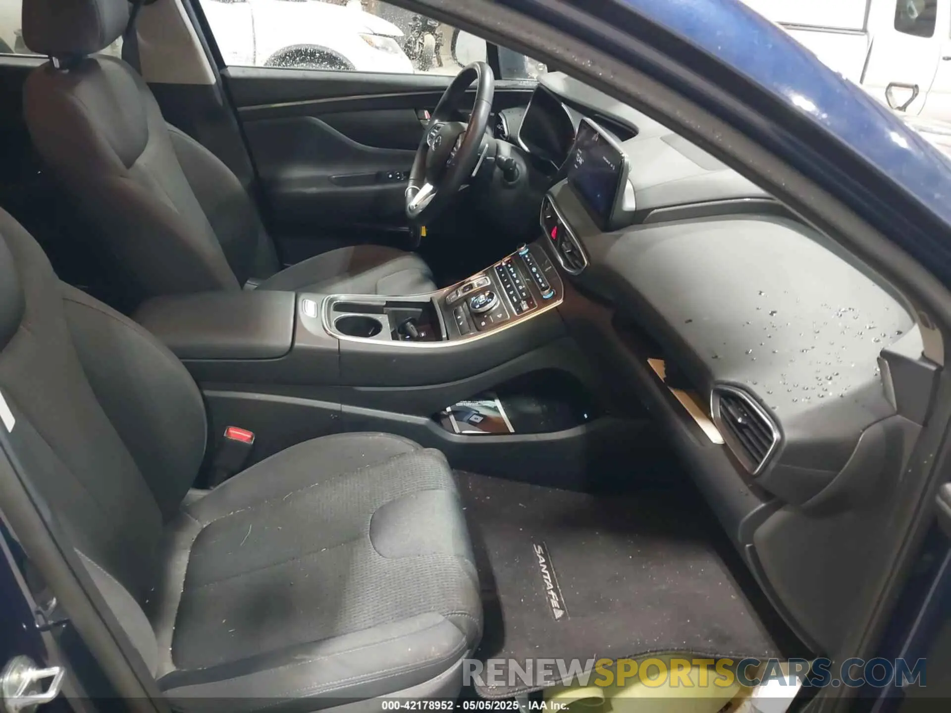 5 Photograph of a damaged car 5NMS2DAJ0PH501854 HYUNDAI SANTA FE 2023