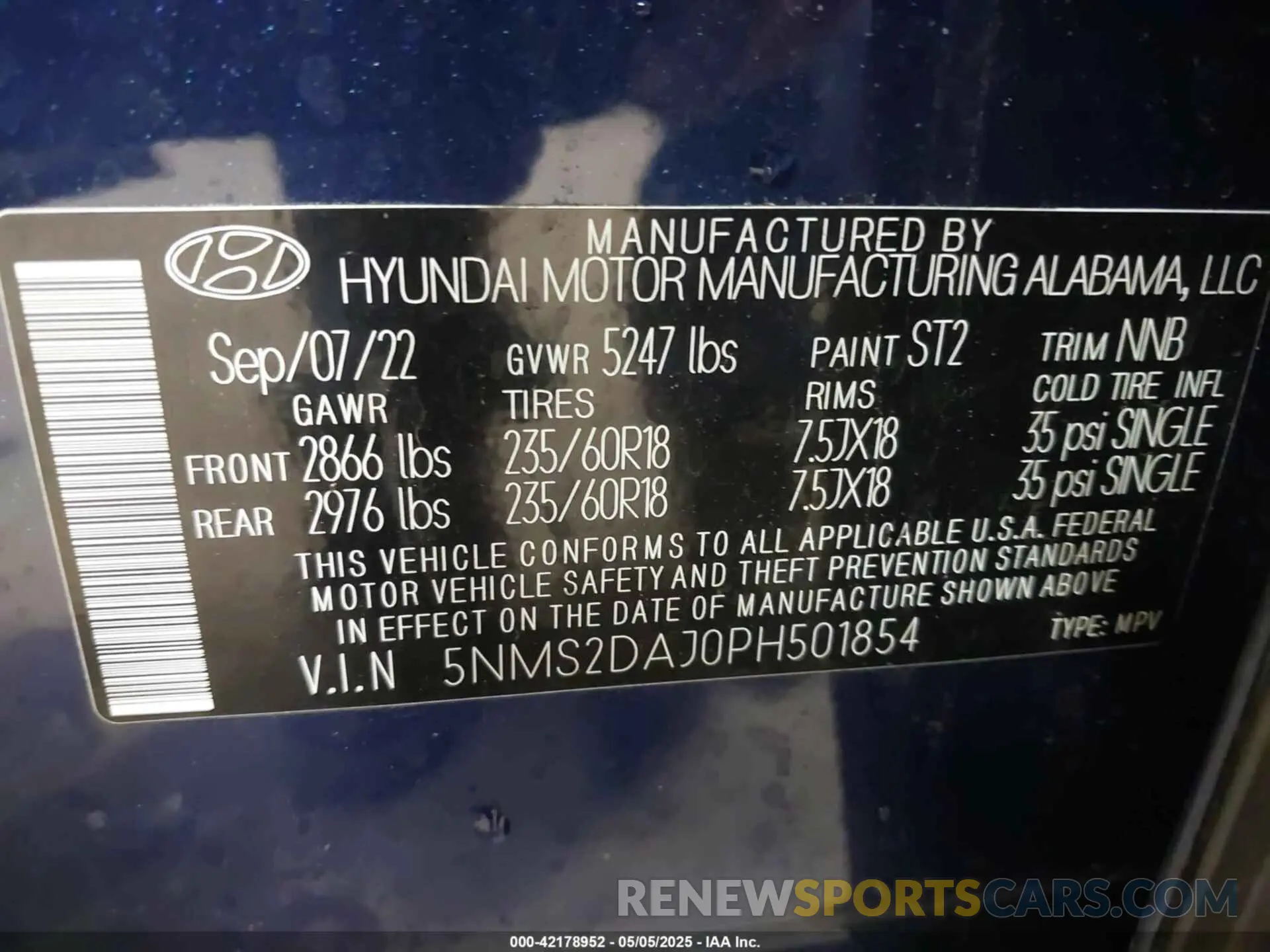 9 Photograph of a damaged car 5NMS2DAJ0PH501854 HYUNDAI SANTA FE 2023