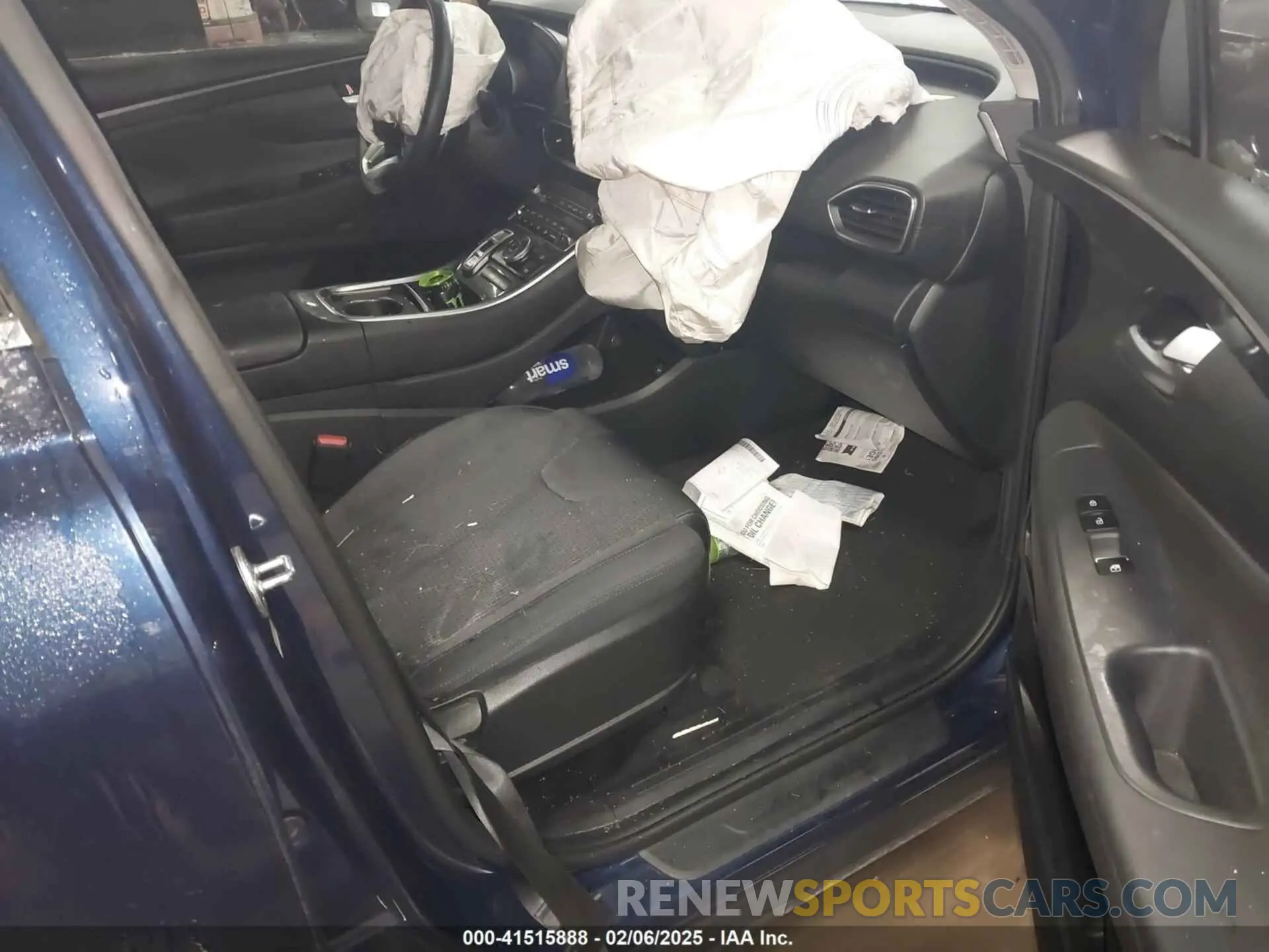 5 Photograph of a damaged car 5NMS2DAJ0PH554523 HYUNDAI SANTA FE 2023