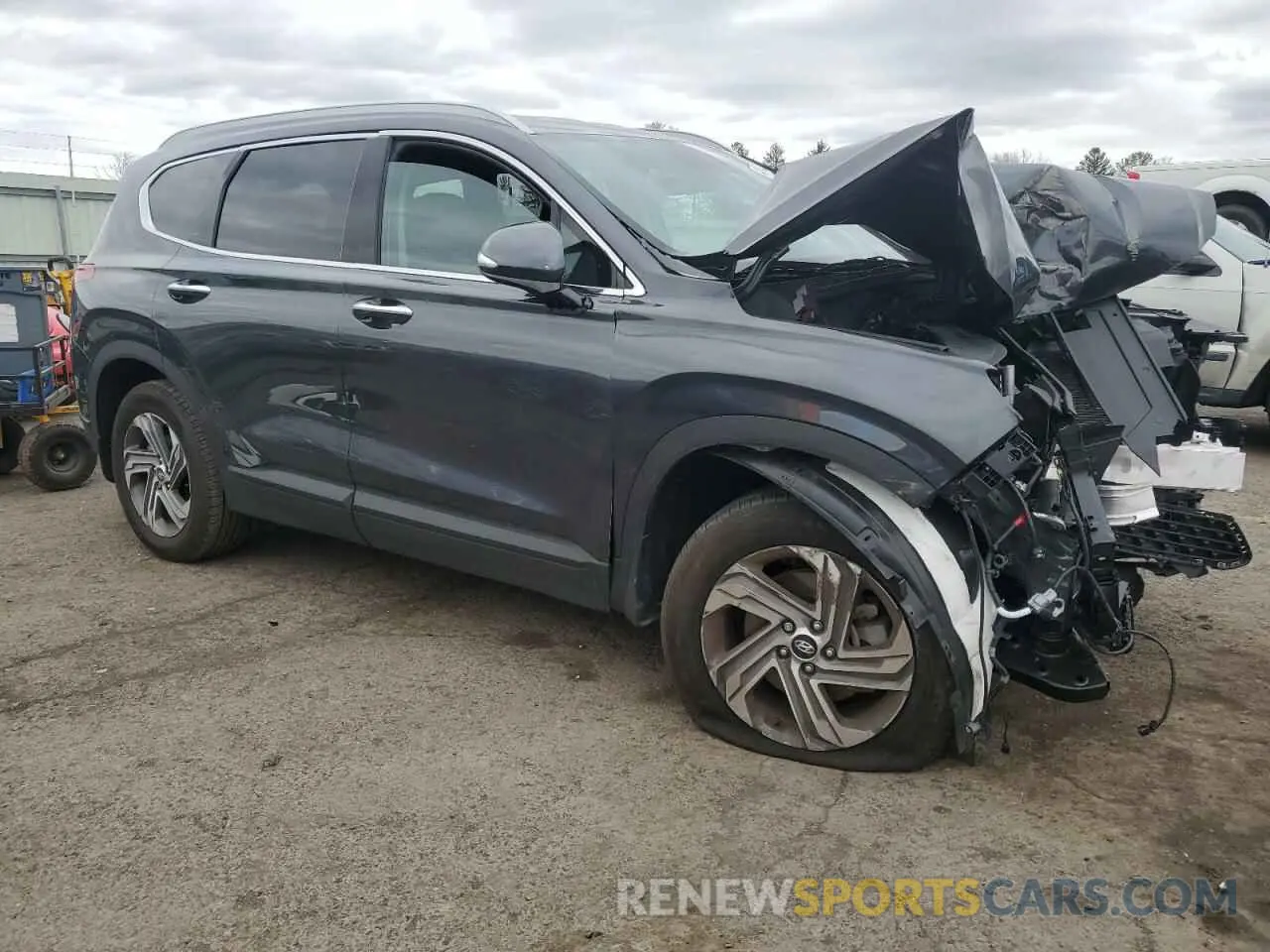 4 Photograph of a damaged car 5NMS2DAJ0PH644898 HYUNDAI SANTA FE 2023