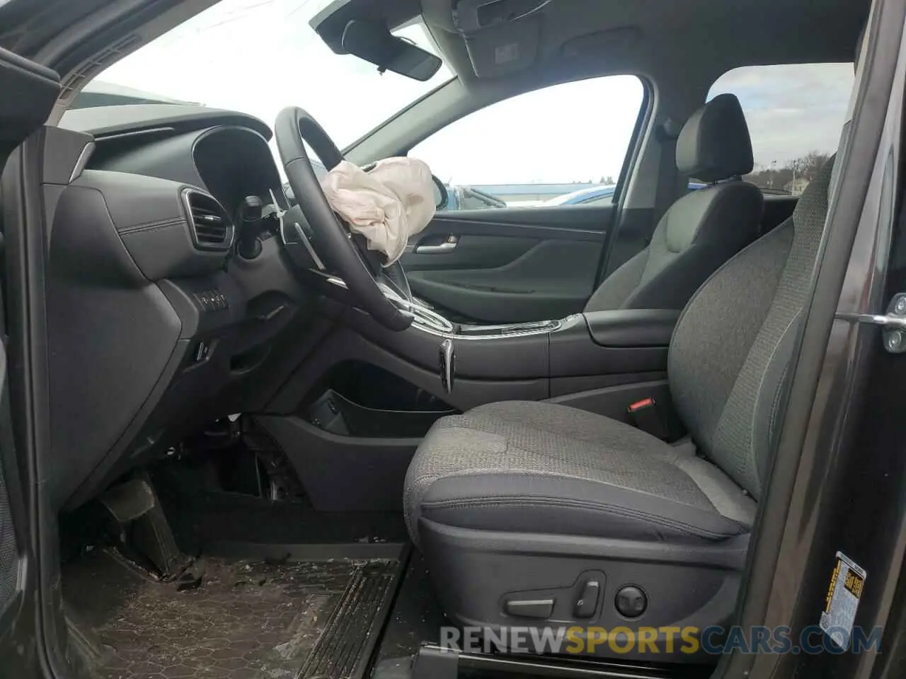7 Photograph of a damaged car 5NMS2DAJ0PH644898 HYUNDAI SANTA FE 2023