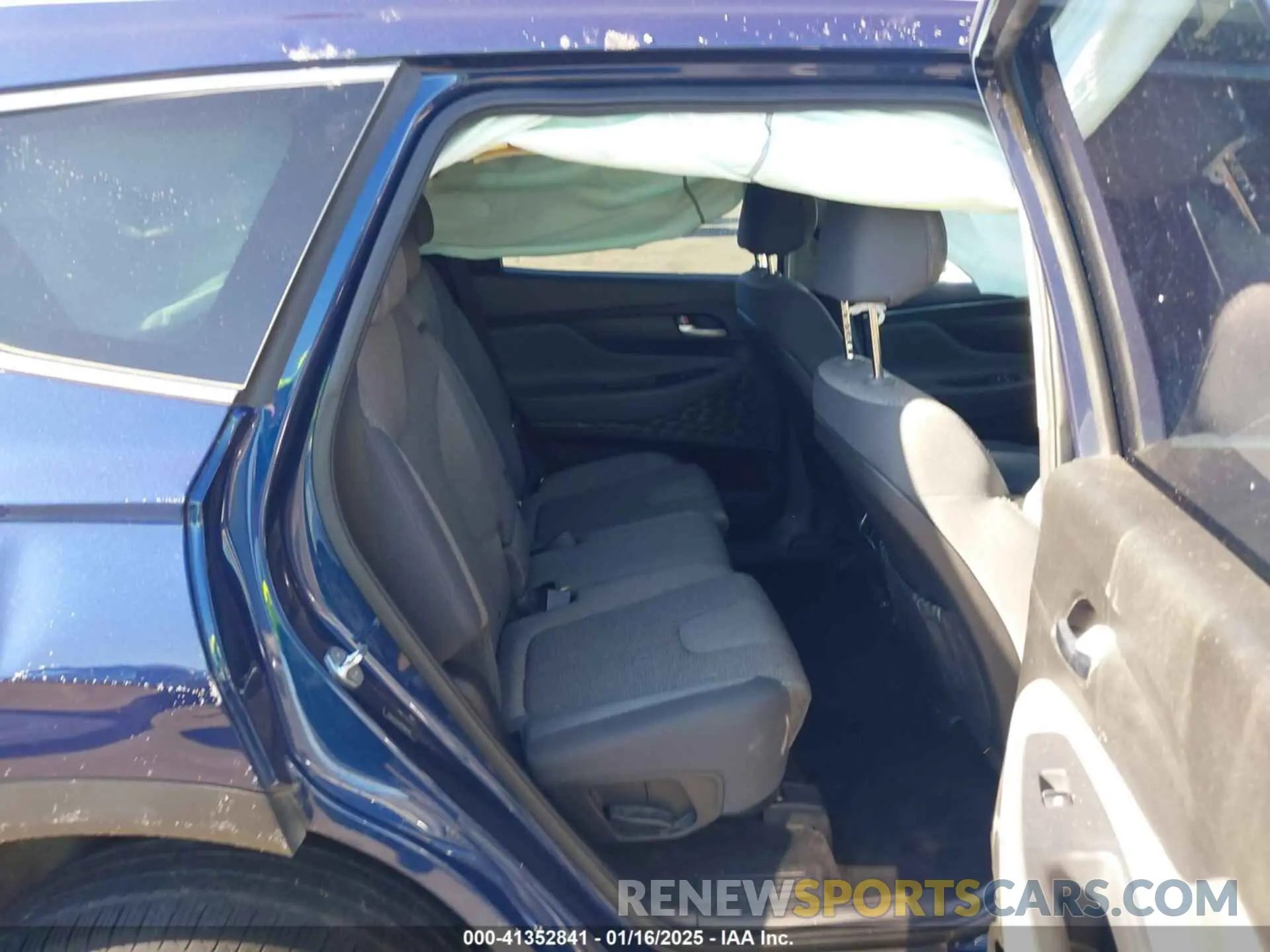 8 Photograph of a damaged car 5NMS2DAJ1PH495143 HYUNDAI SANTA FE 2023