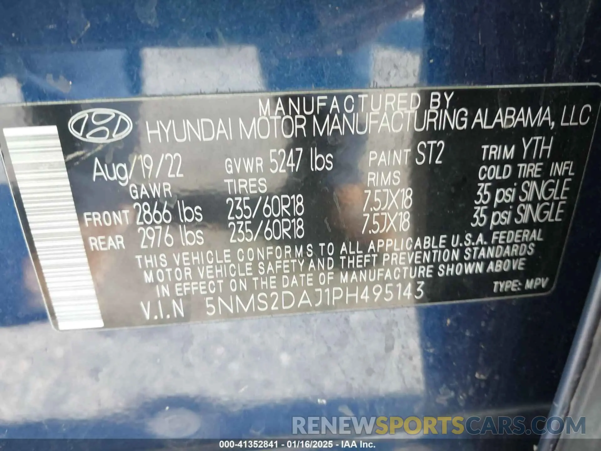 9 Photograph of a damaged car 5NMS2DAJ1PH495143 HYUNDAI SANTA FE 2023