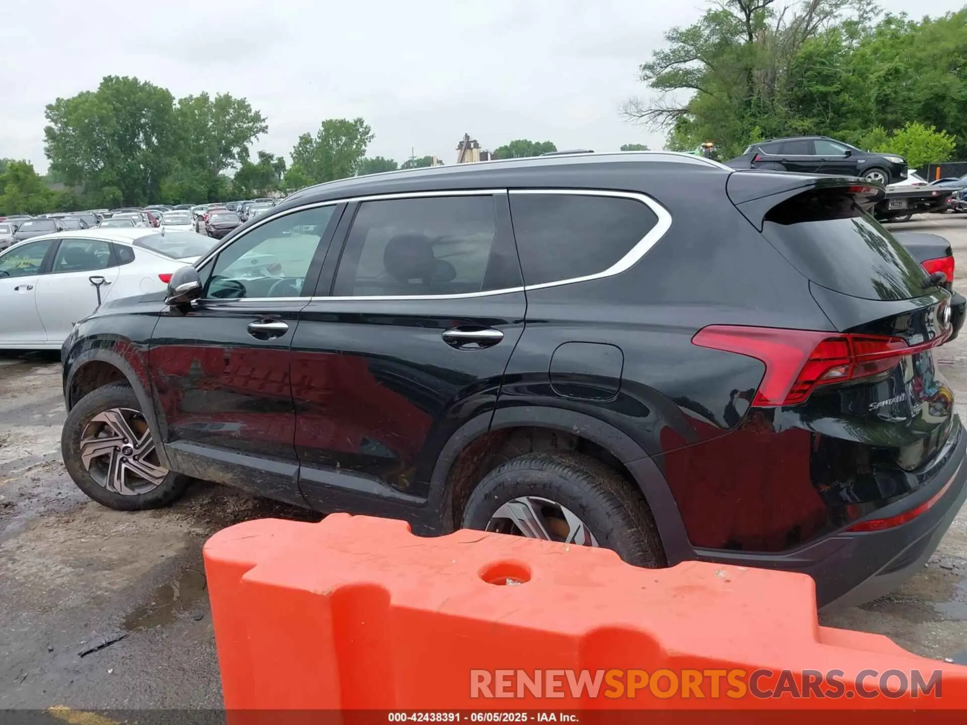 14 Photograph of a damaged car 5NMS2DAJ1PH543952 HYUNDAI SANTA FE 2023
