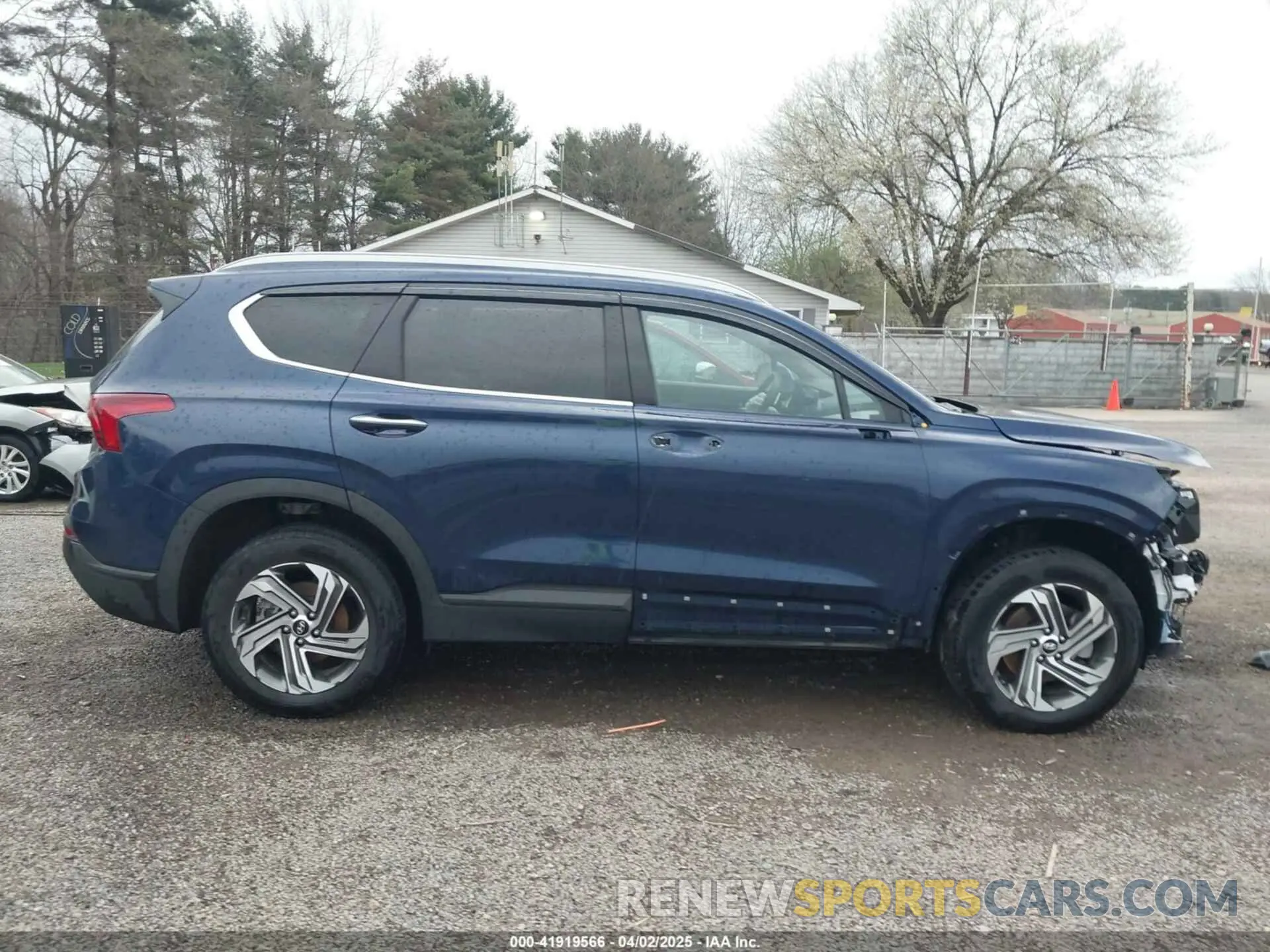 14 Photograph of a damaged car 5NMS2DAJ1PH550514 HYUNDAI SANTA FE 2023