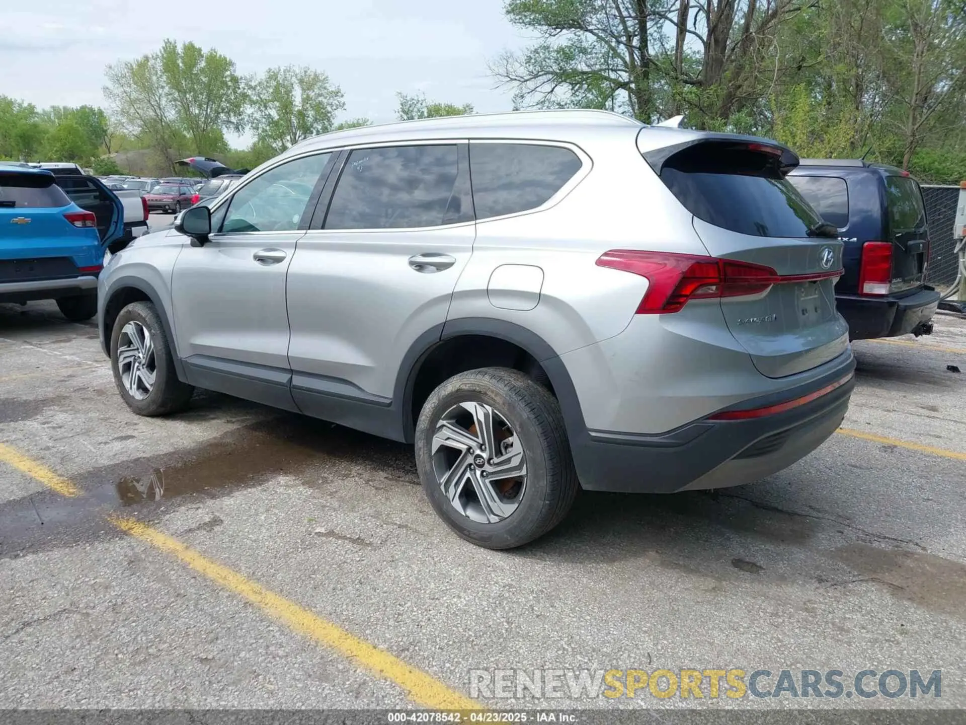 3 Photograph of a damaged car 5NMS2DAJ1PH636471 HYUNDAI SANTA FE 2023