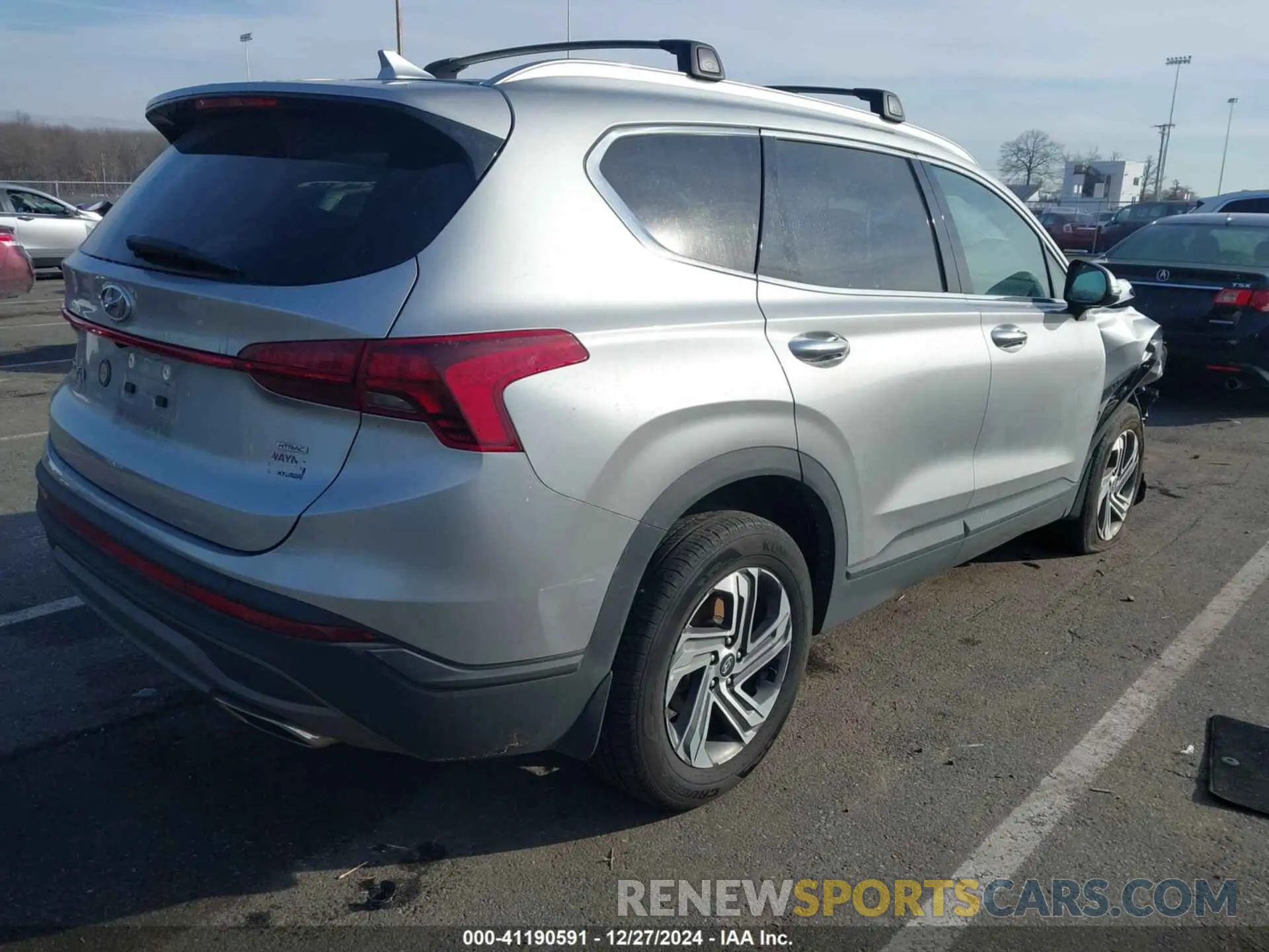 4 Photograph of a damaged car 5NMS2DAJ2PH645826 HYUNDAI SANTA FE 2023