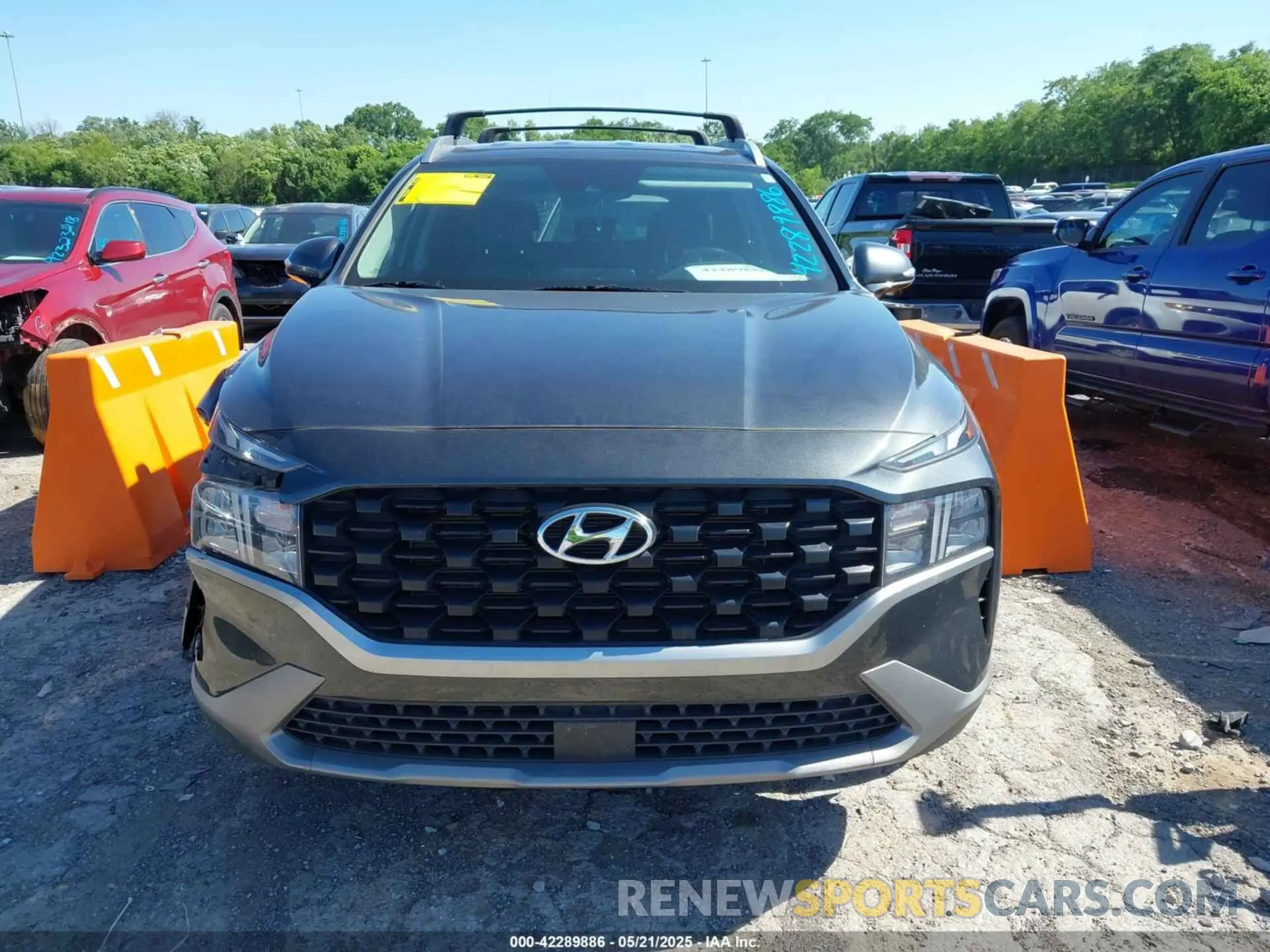 12 Photograph of a damaged car 5NMS2DAJ2PH651609 HYUNDAI SANTA FE 2023