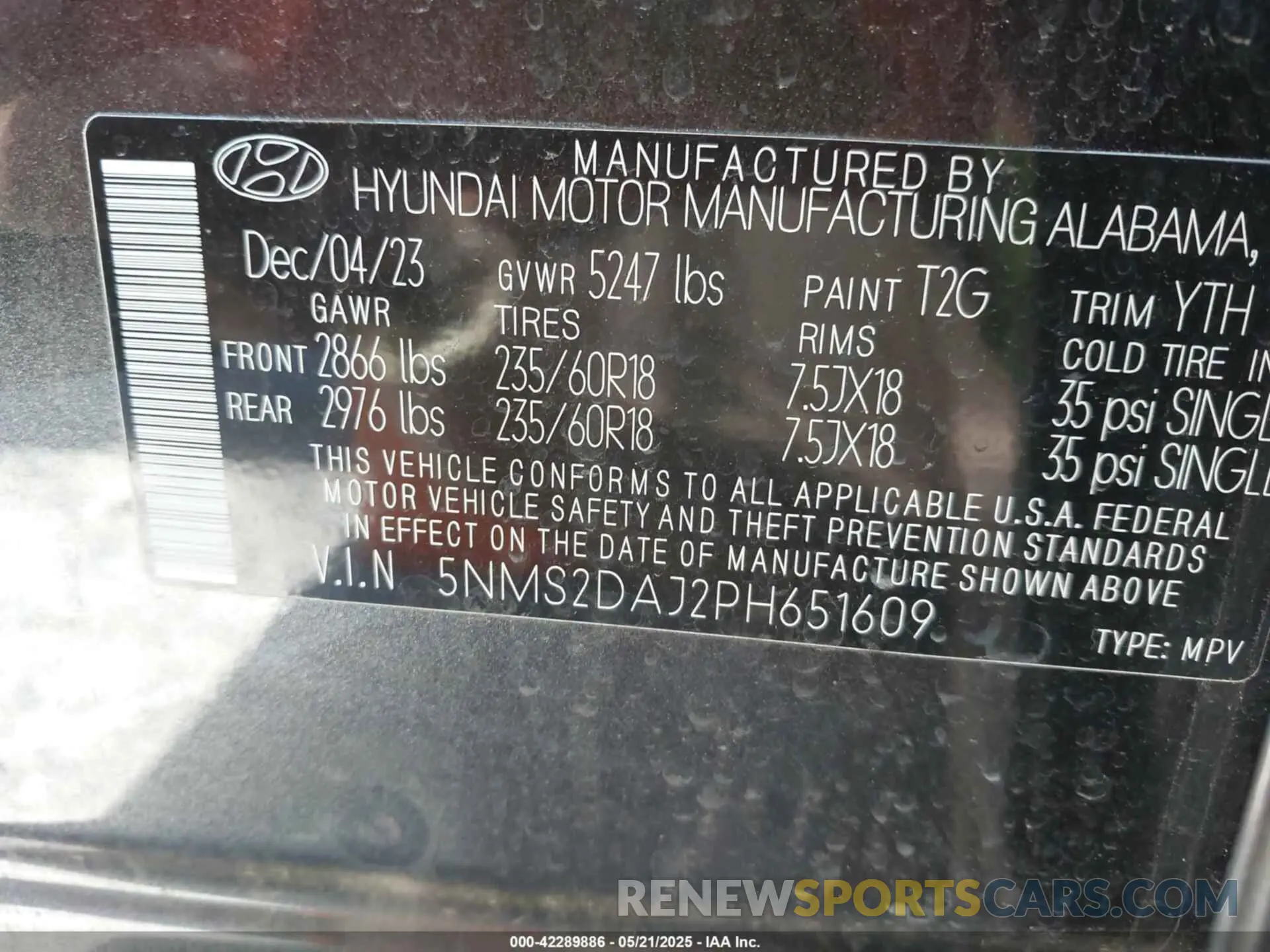 9 Photograph of a damaged car 5NMS2DAJ2PH651609 HYUNDAI SANTA FE 2023
