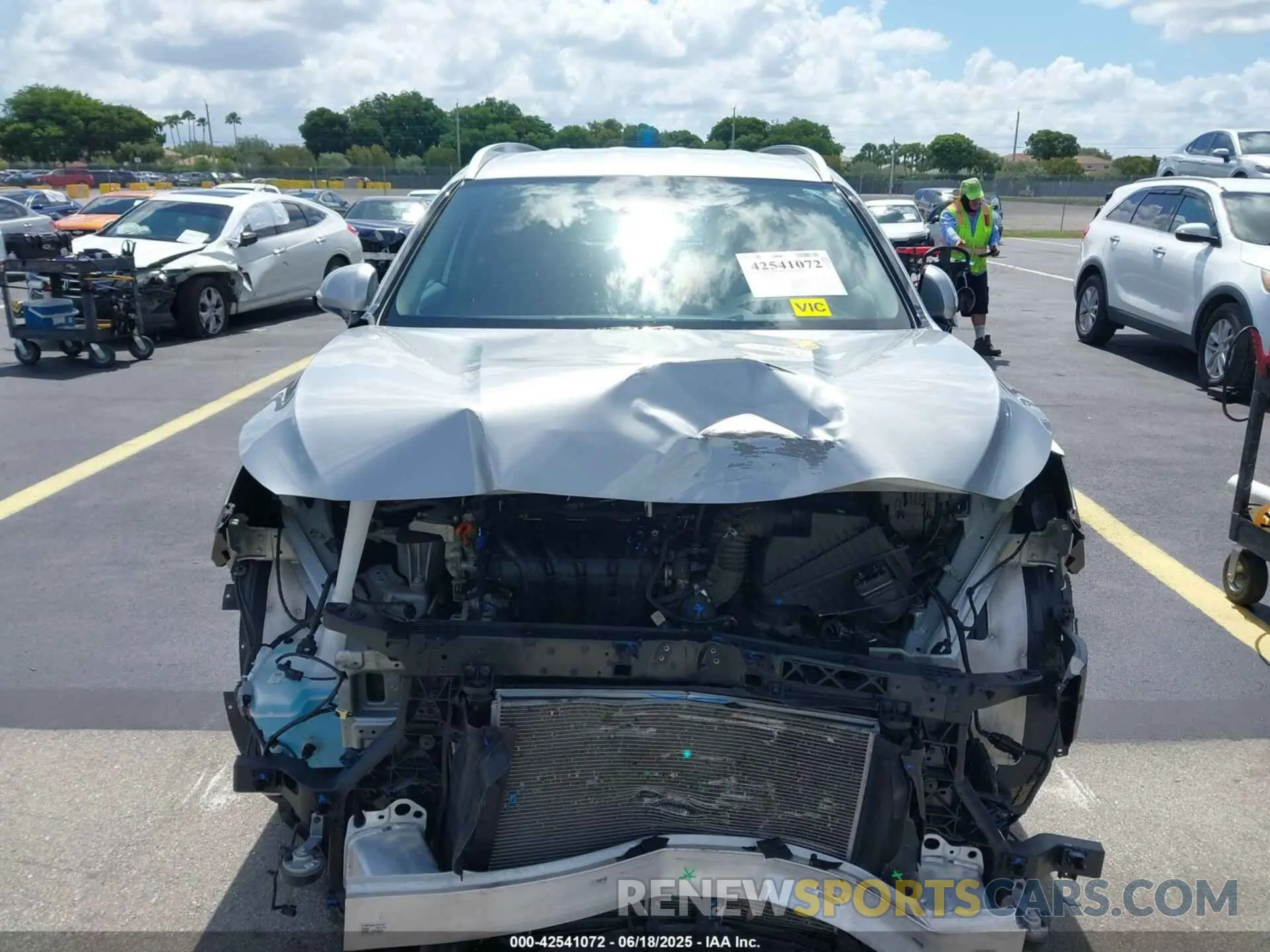 13 Photograph of a damaged car 5NMS2DAJ3PH585832 HYUNDAI SANTA FE 2023