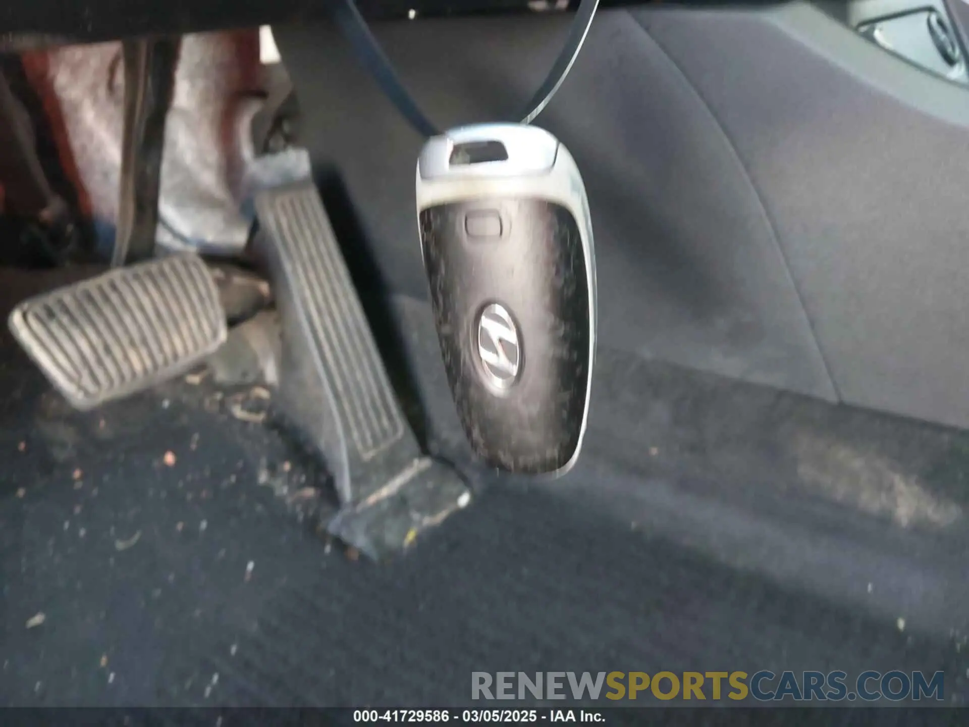 11 Photograph of a damaged car 5NMS2DAJ4PH493922 HYUNDAI SANTA FE 2023
