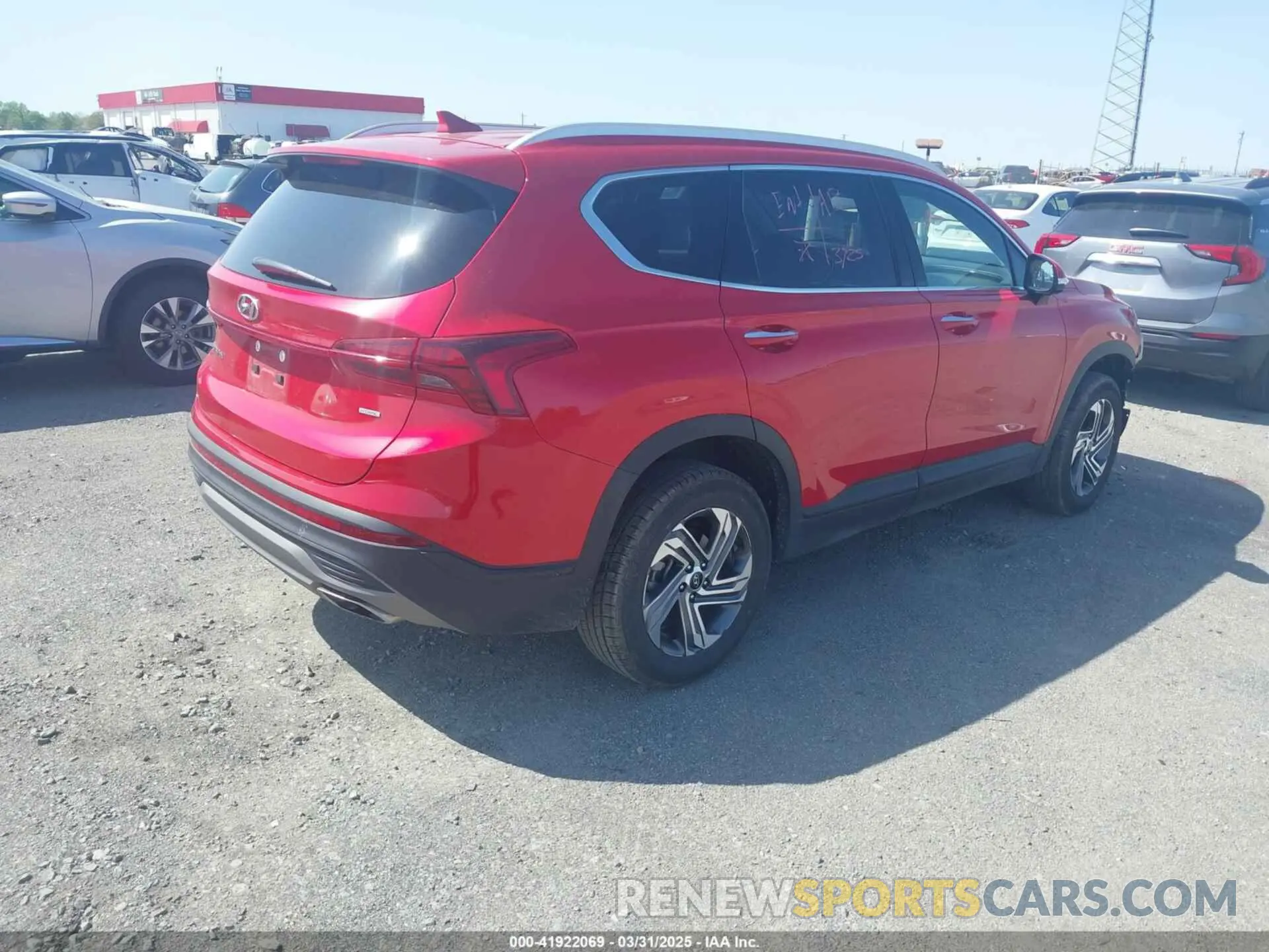 4 Photograph of a damaged car 5NMS2DAJ4PH571423 HYUNDAI SANTA FE 2023