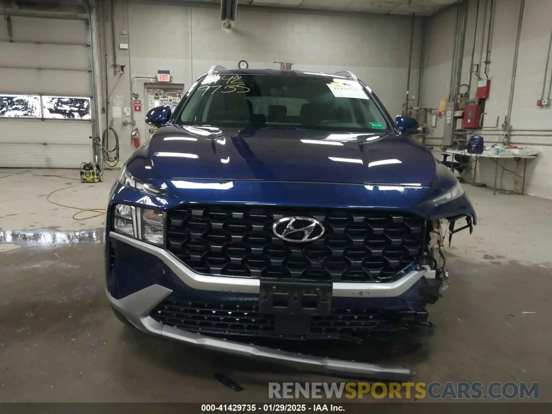 13 Photograph of a damaged car 5NMS2DAJ5PH498868 HYUNDAI SANTA FE 2023
