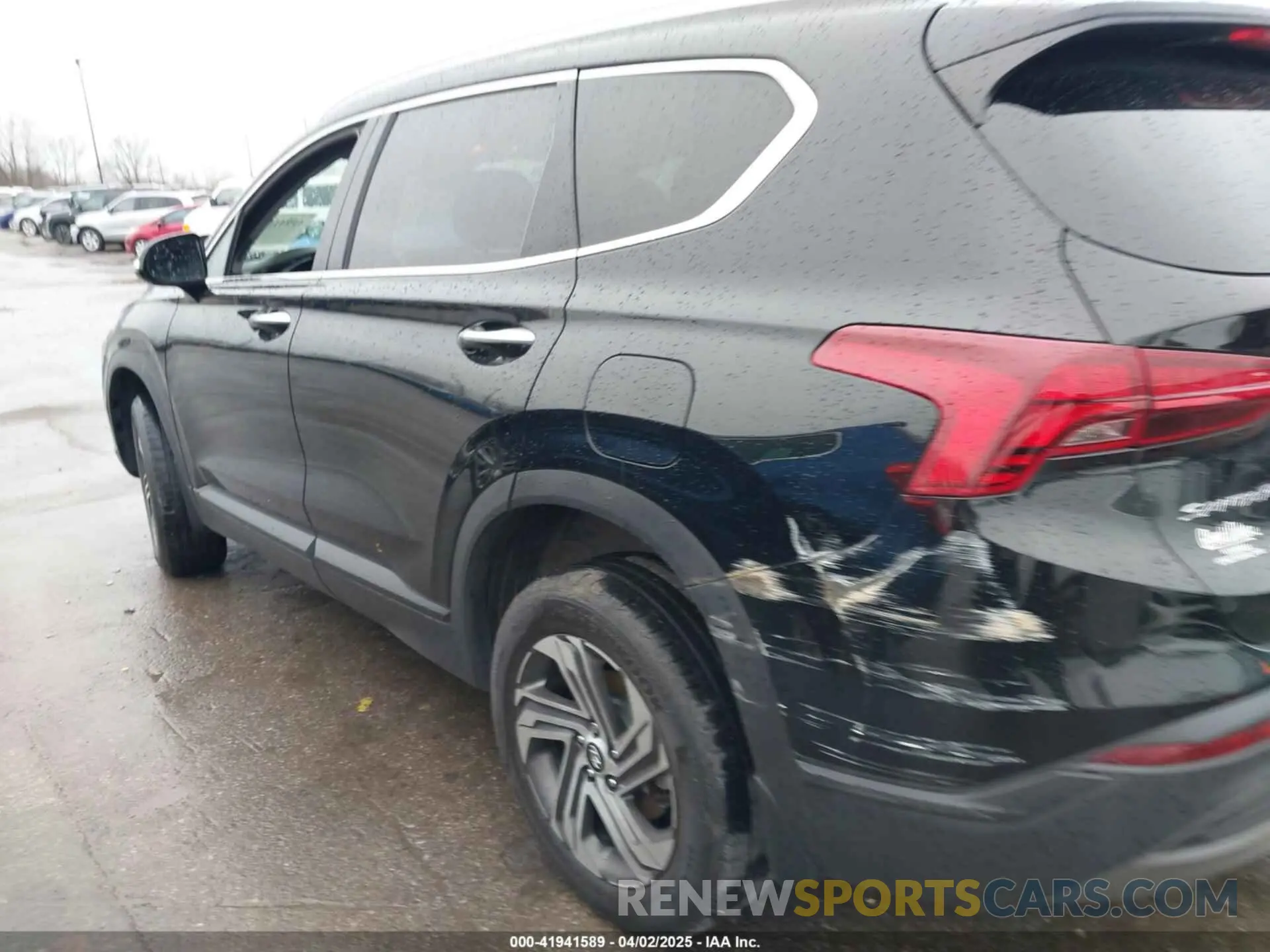 13 Photograph of a damaged car 5NMS2DAJ5PH519797 HYUNDAI SANTA FE 2023