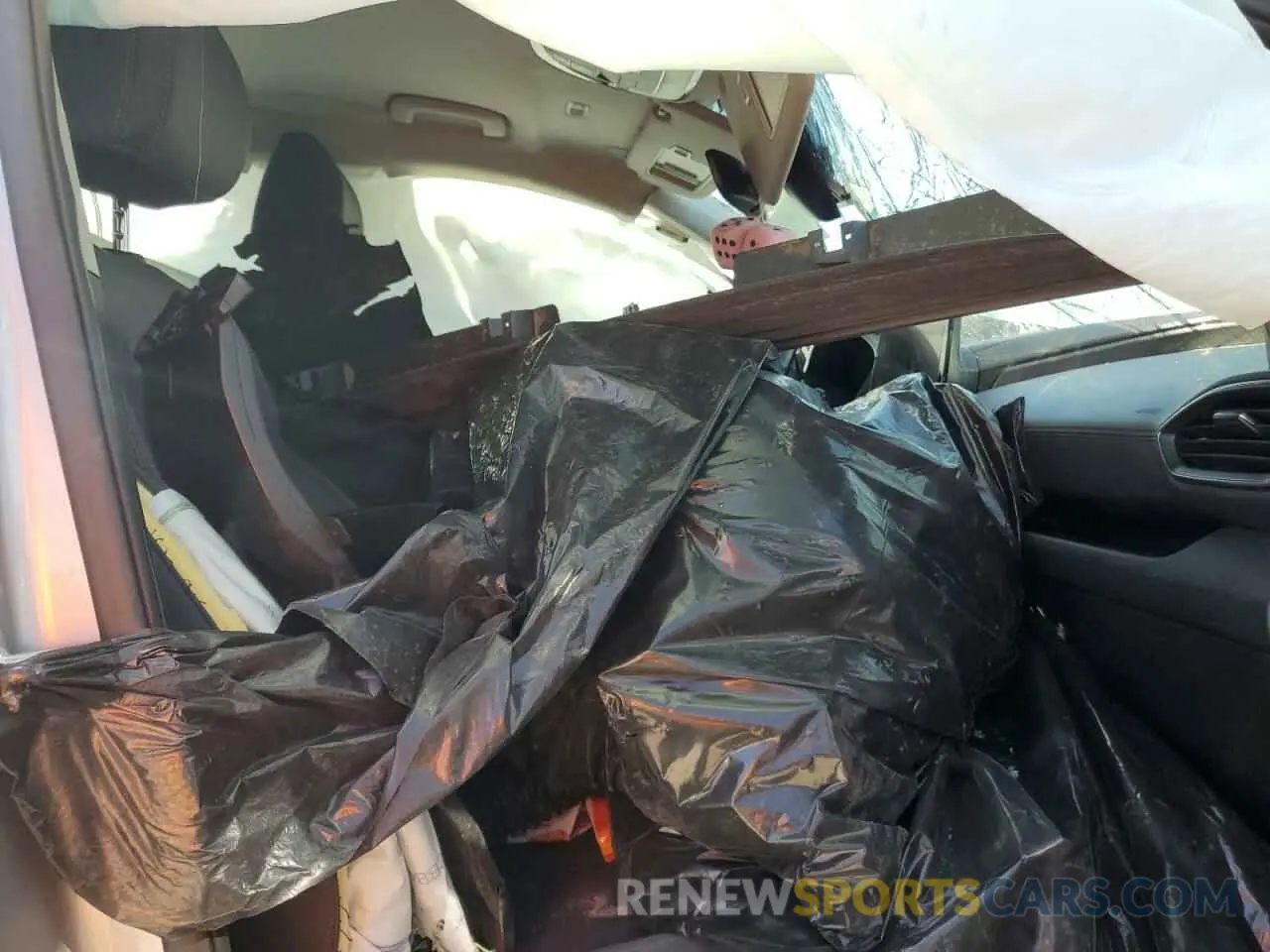 7 Photograph of a damaged car 5NMS2DAJ5PH530038 HYUNDAI SANTA FE 2023