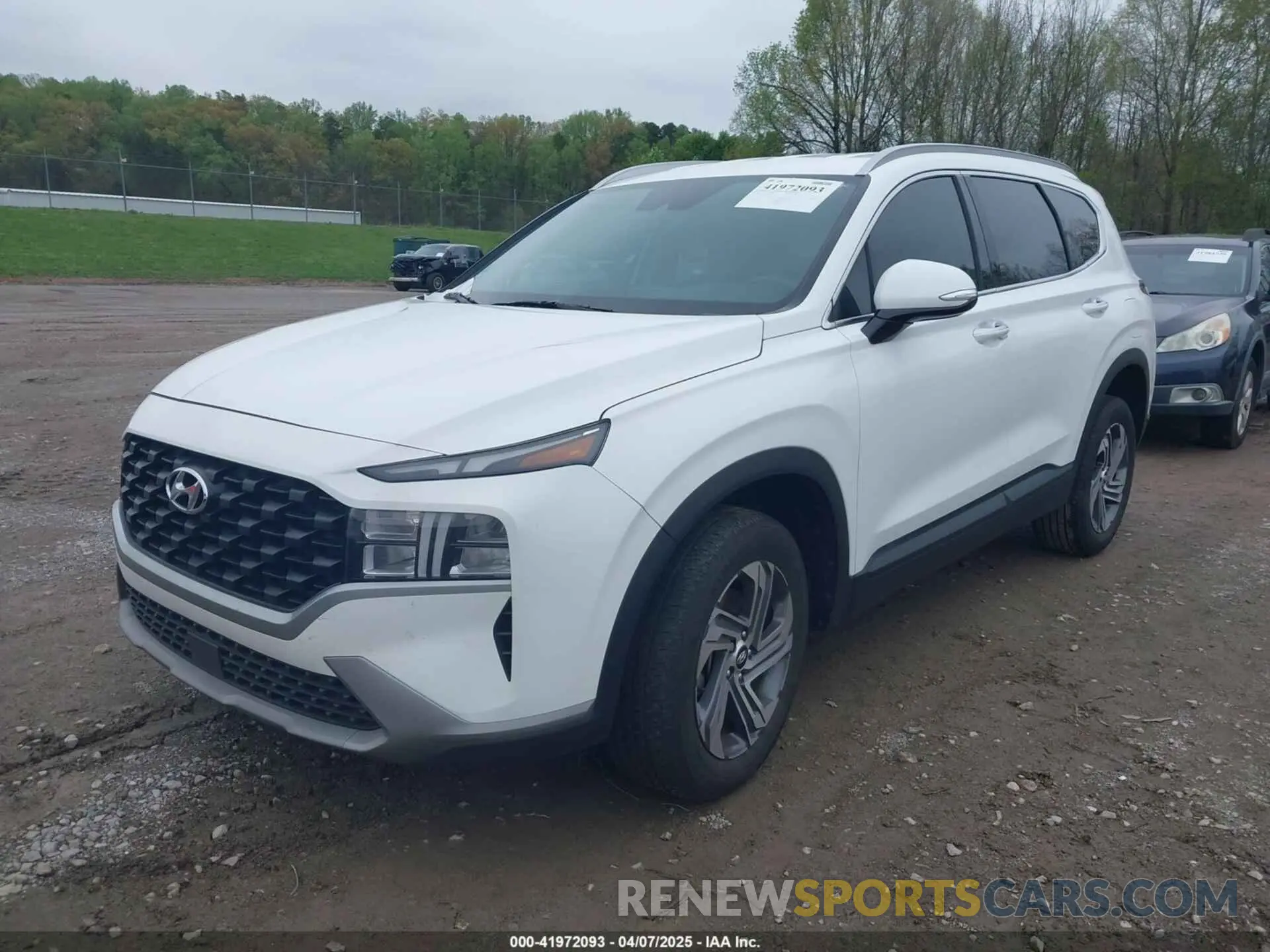2 Photograph of a damaged car 5NMS2DAJ5PH584326 HYUNDAI SANTA FE 2023