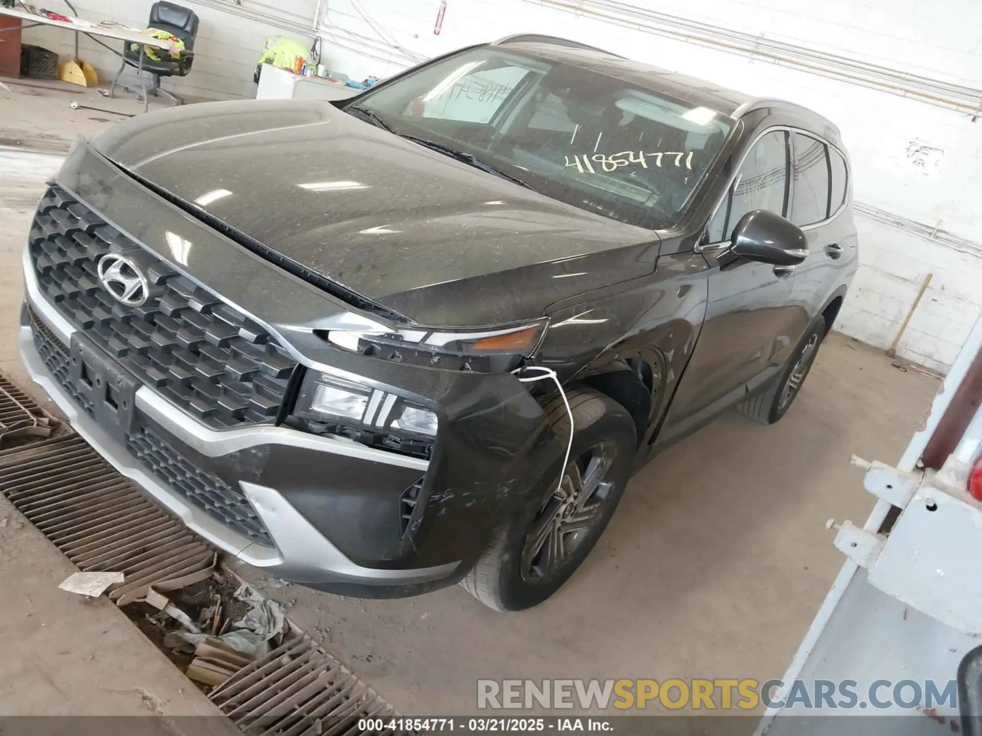 2 Photograph of a damaged car 5NMS2DAJ5PH648462 HYUNDAI SANTA FE 2023