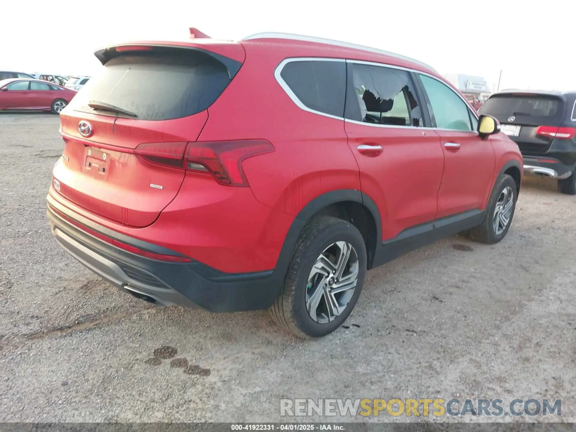 4 Photograph of a damaged car 5NMS2DAJ6PH485739 HYUNDAI SANTA FE 2023
