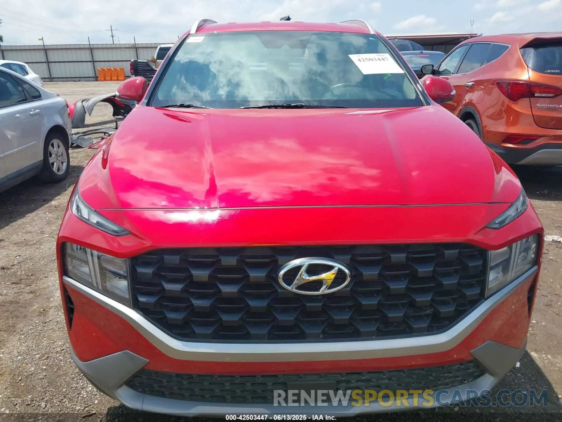 13 Photograph of a damaged car 5NMS2DAJ7PH502130 HYUNDAI SANTA FE 2023