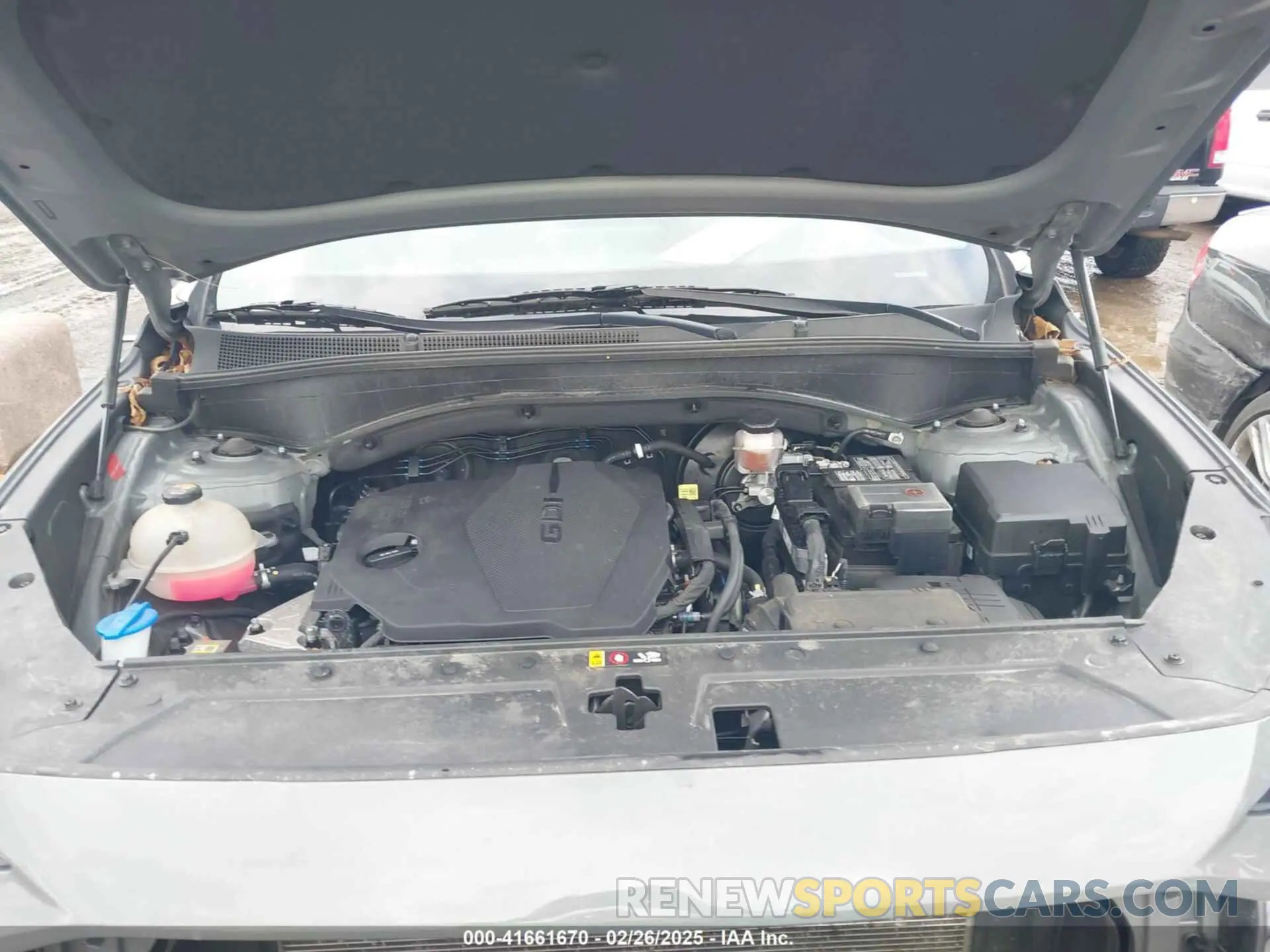 10 Photograph of a damaged car 5NMS2DAJ7PH523091 HYUNDAI SANTA FE 2023