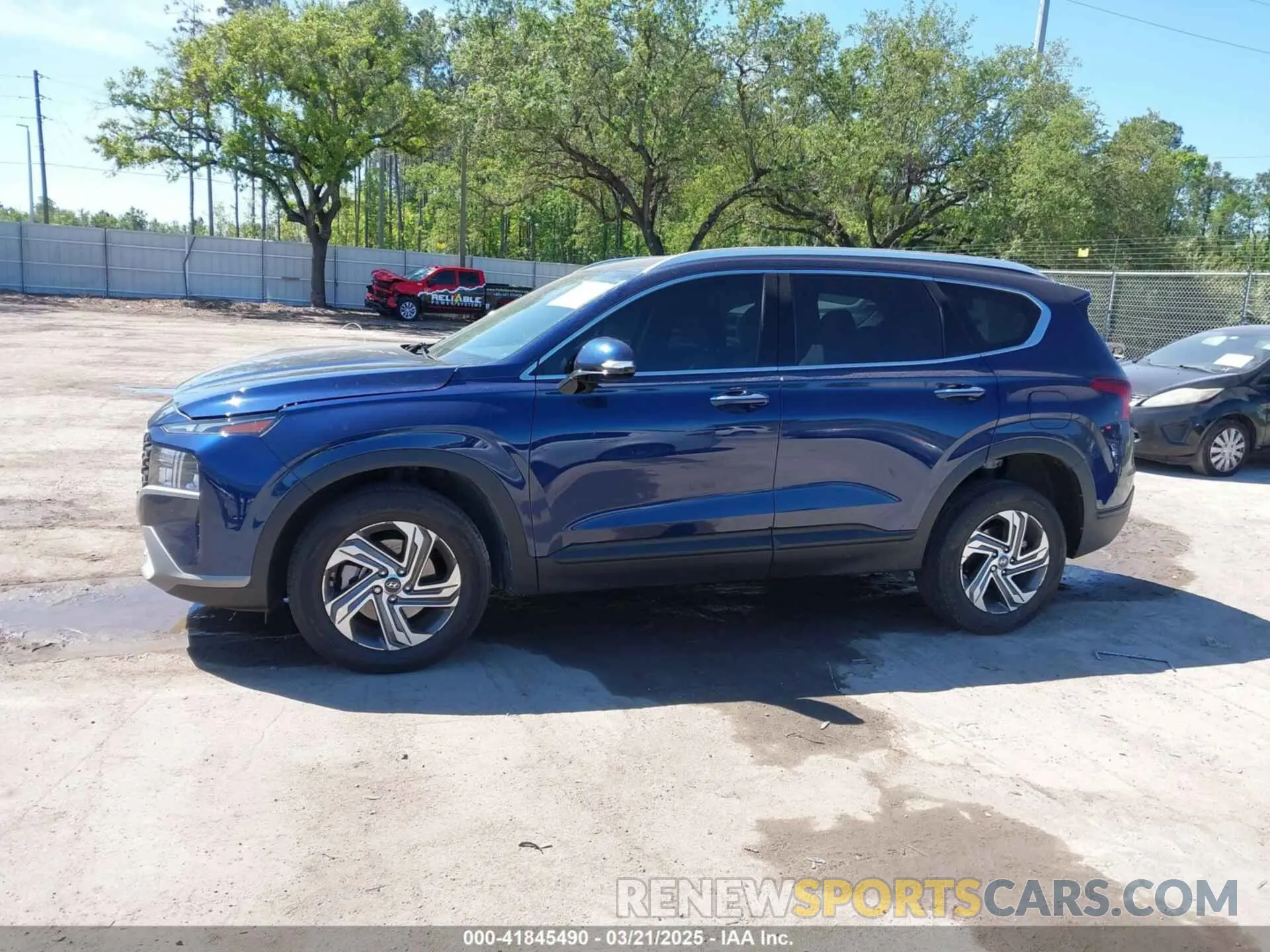 14 Photograph of a damaged car 5NMS2DAJ7PH592881 HYUNDAI SANTA FE 2023